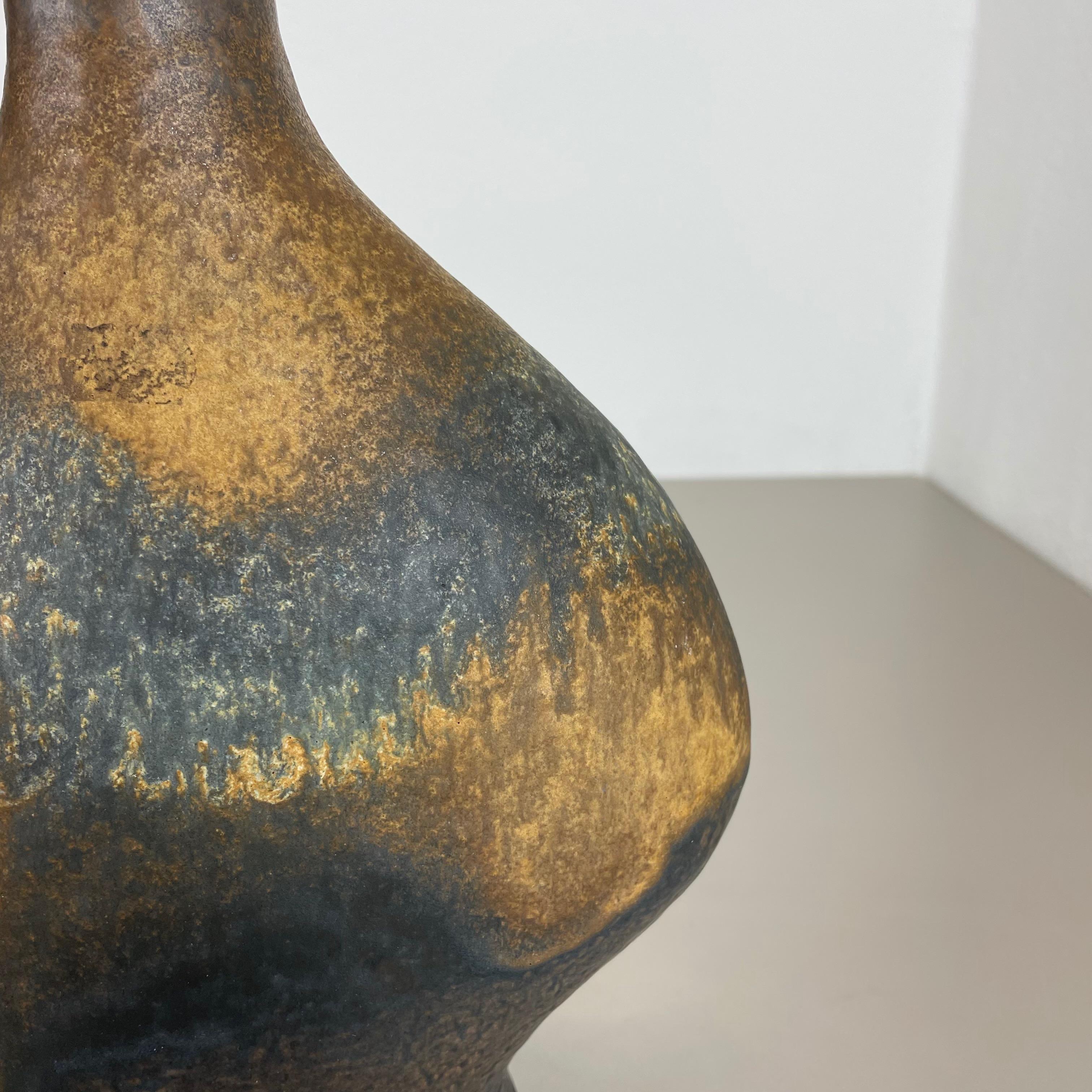 Céramique Vase en poterie de lave grasse Gerda Heukeroth Carstens Tönnieshof Allemagne, années 1970 en vente