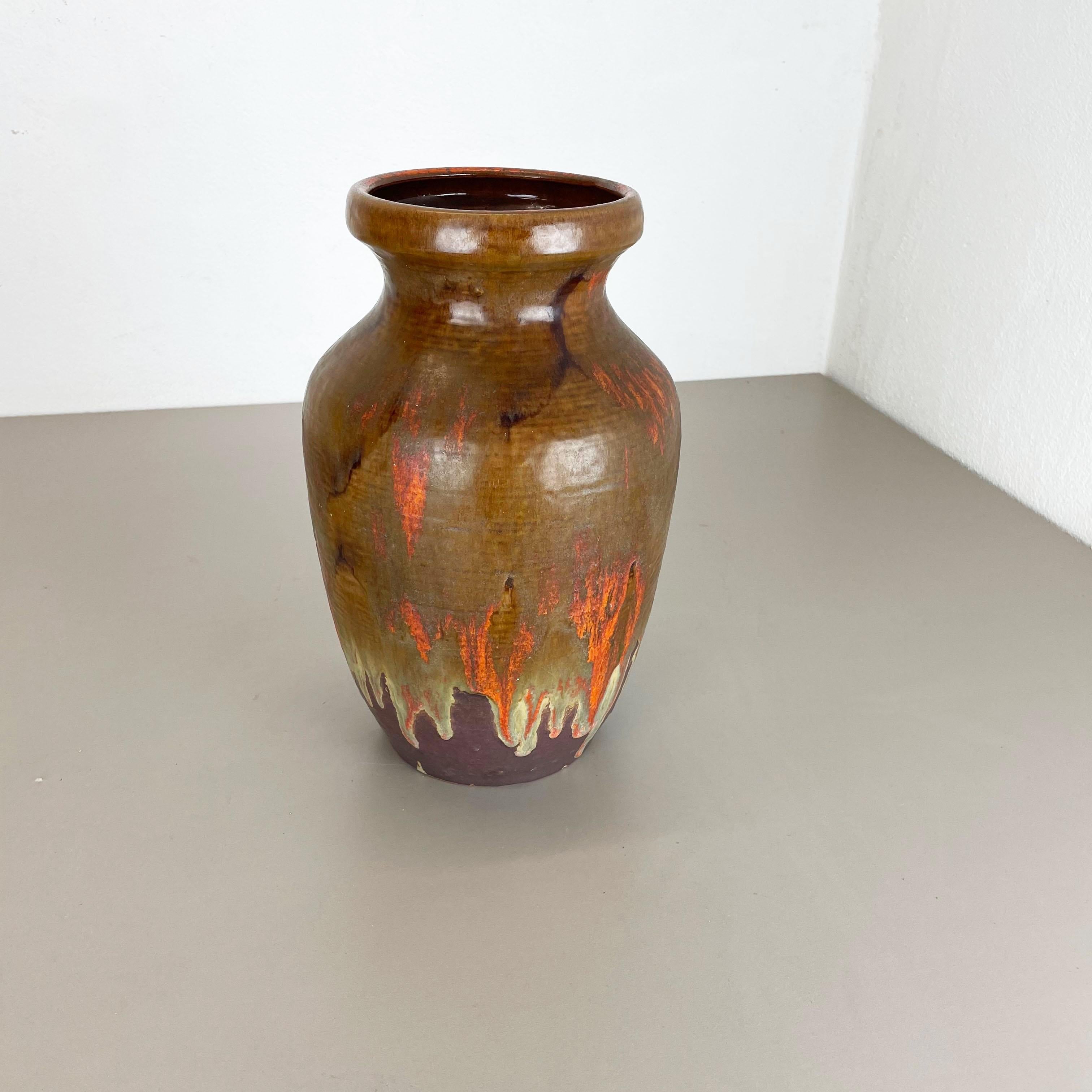 Vase aus fetter Lava-Keramik Heinz Siery Carstens Tönnieshof, Deutschland, 1960er Jahre (Moderne der Mitte des Jahrhunderts) im Angebot