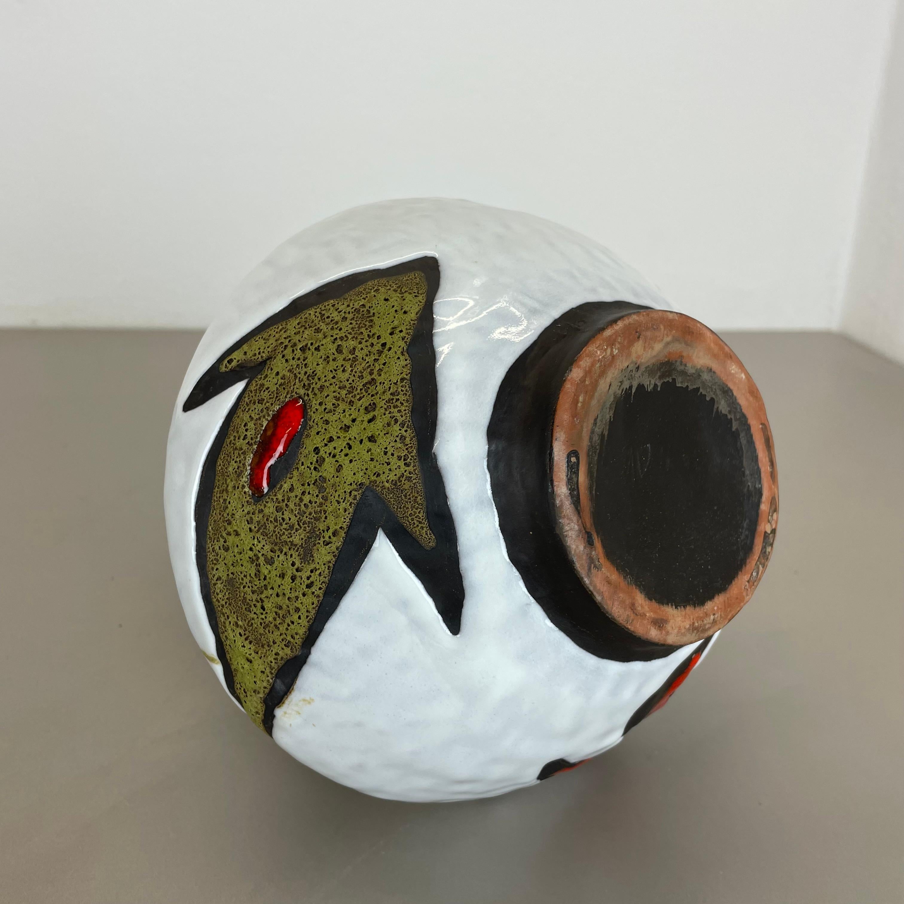 Fat Lava Ceramic Vase 103 