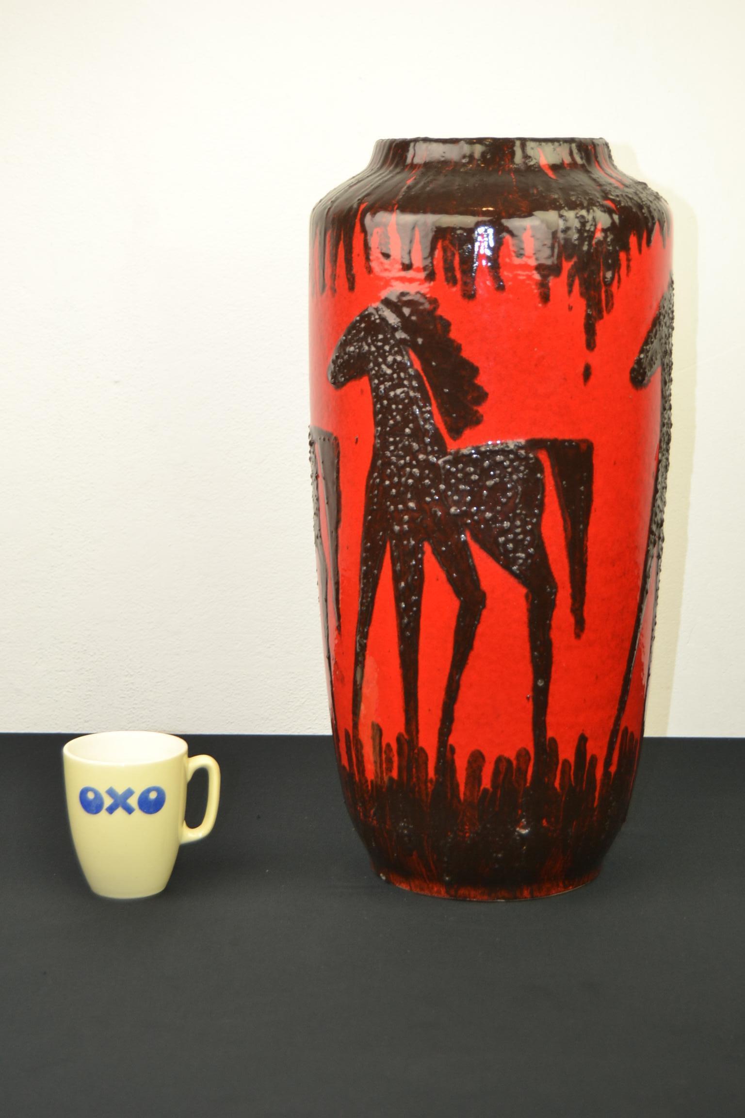 Red Fat Lava Horses Vase by Scheurich, Western Germany, 1960s For Sale 13