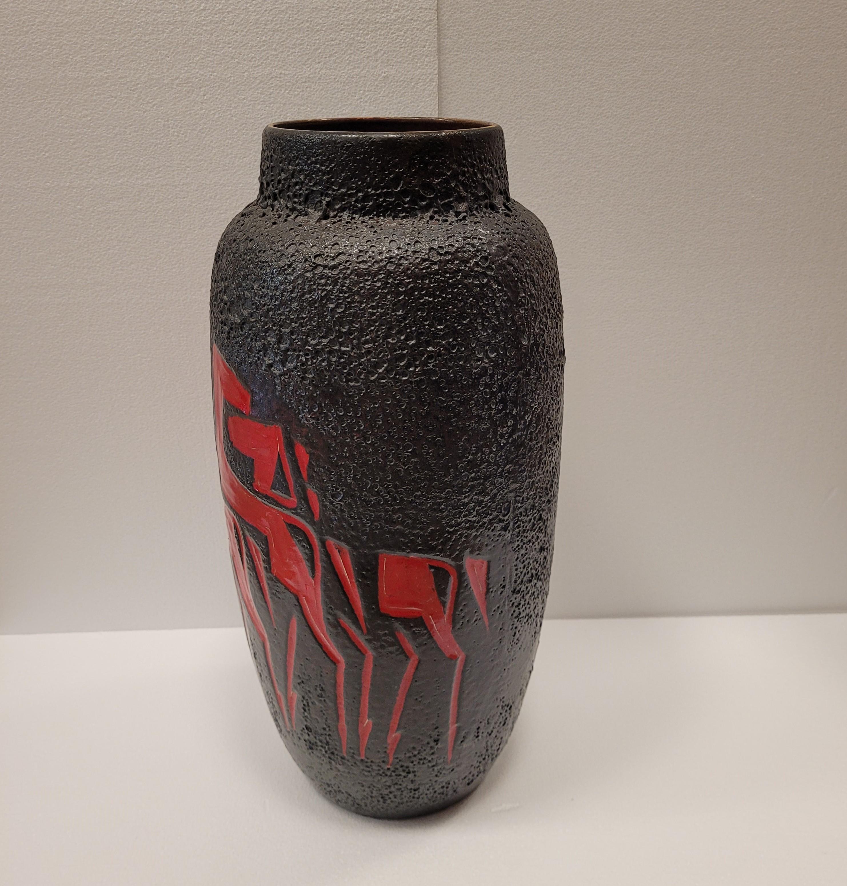 Céramique  Lave grasse  rouge noir Allemagne VASE EN CERAMIQUE, Scheurich Keramik, 50's, 60's  en vente