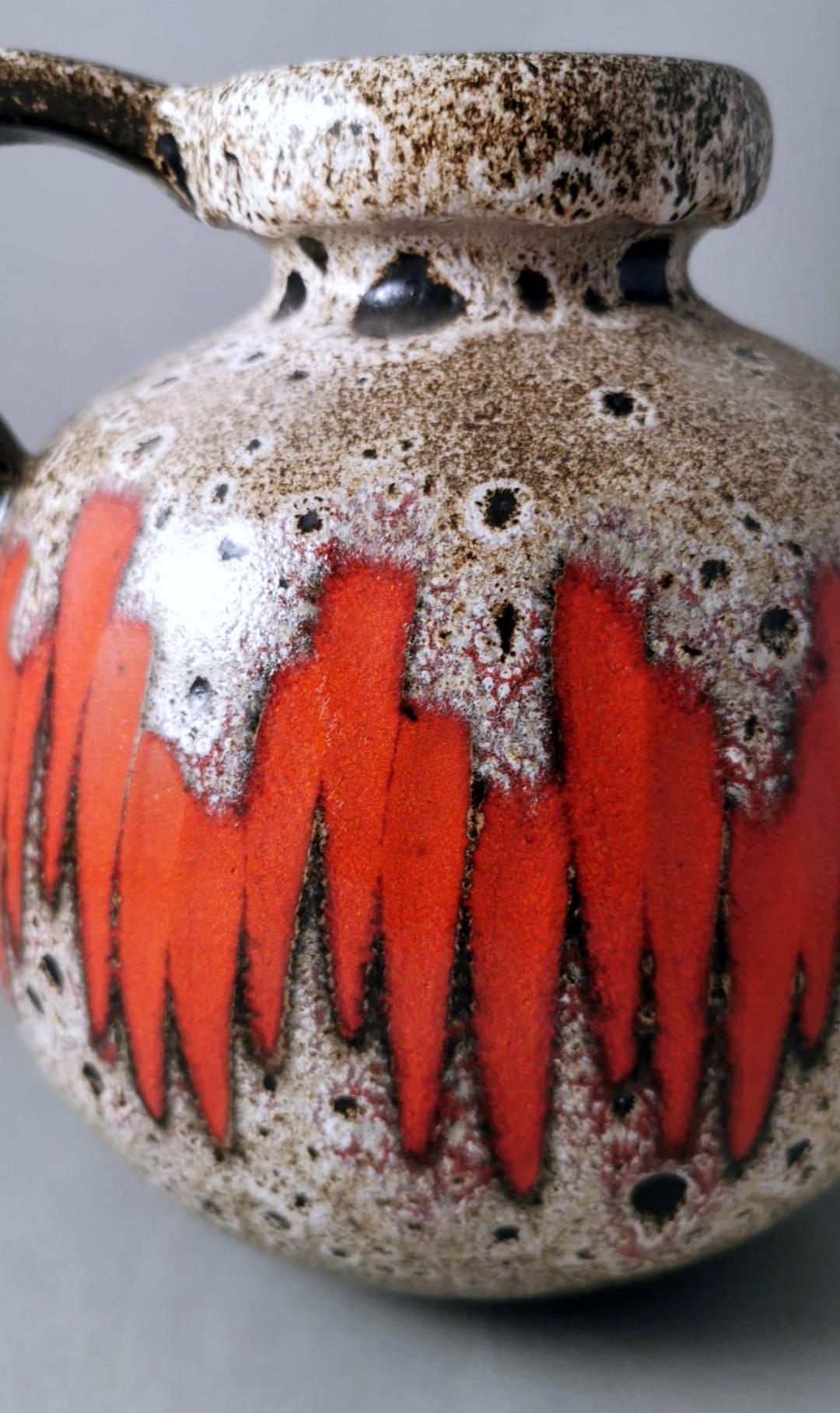 Pichet en céramique émaillée et colorée lave grasse Scheurich avec poignée, Allemagne  en vente 5