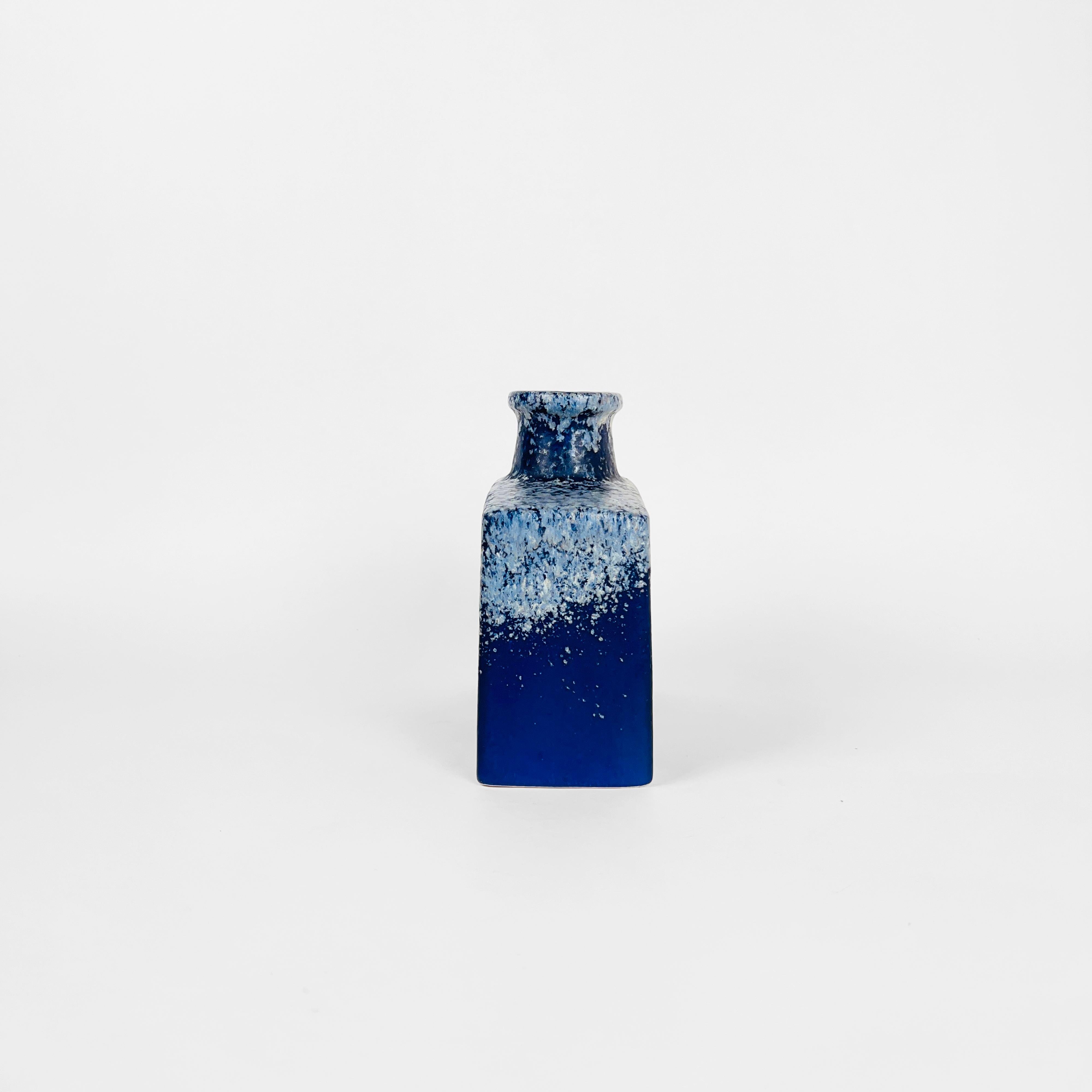 Glazed Fat Lava Short Vase in Smooth Klein Blue and White Texture Glaze, Germany 1960 For Sale