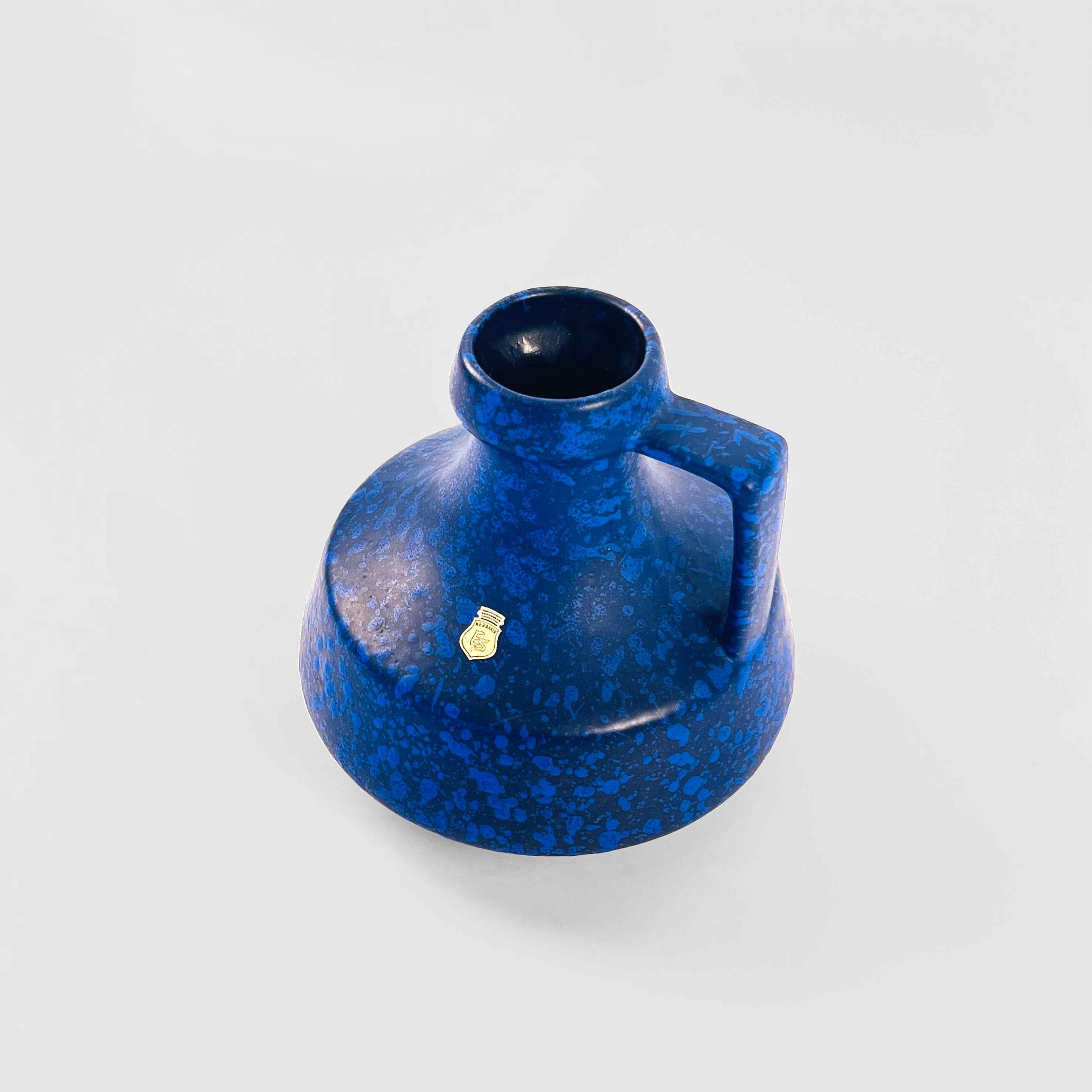Fat Lava Studio Vase in Textured Klein Blue Glaze, Germany 1960 K&S Keramic In Good Condition For Sale In Philadelphia, PA