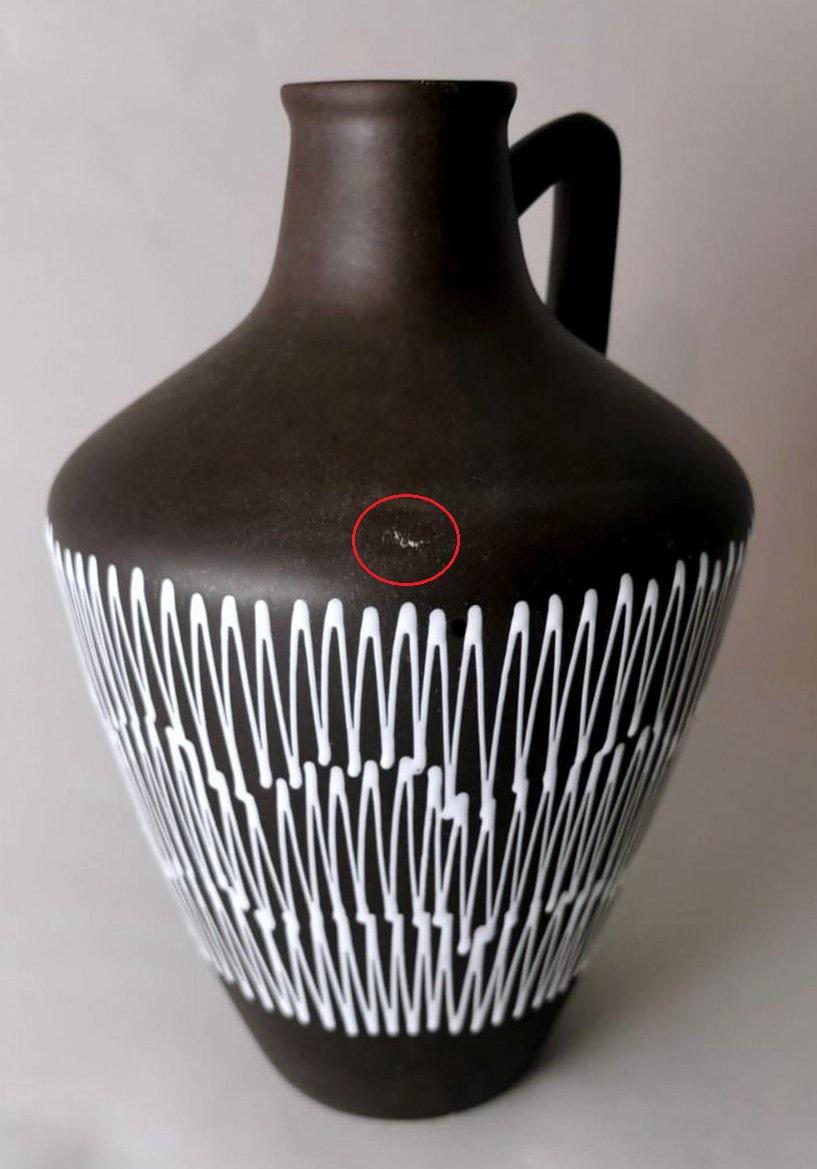 Fat-Lava Style German Dark And White Ceramic Pitcher In Good Condition For Sale In Prato, Tuscany