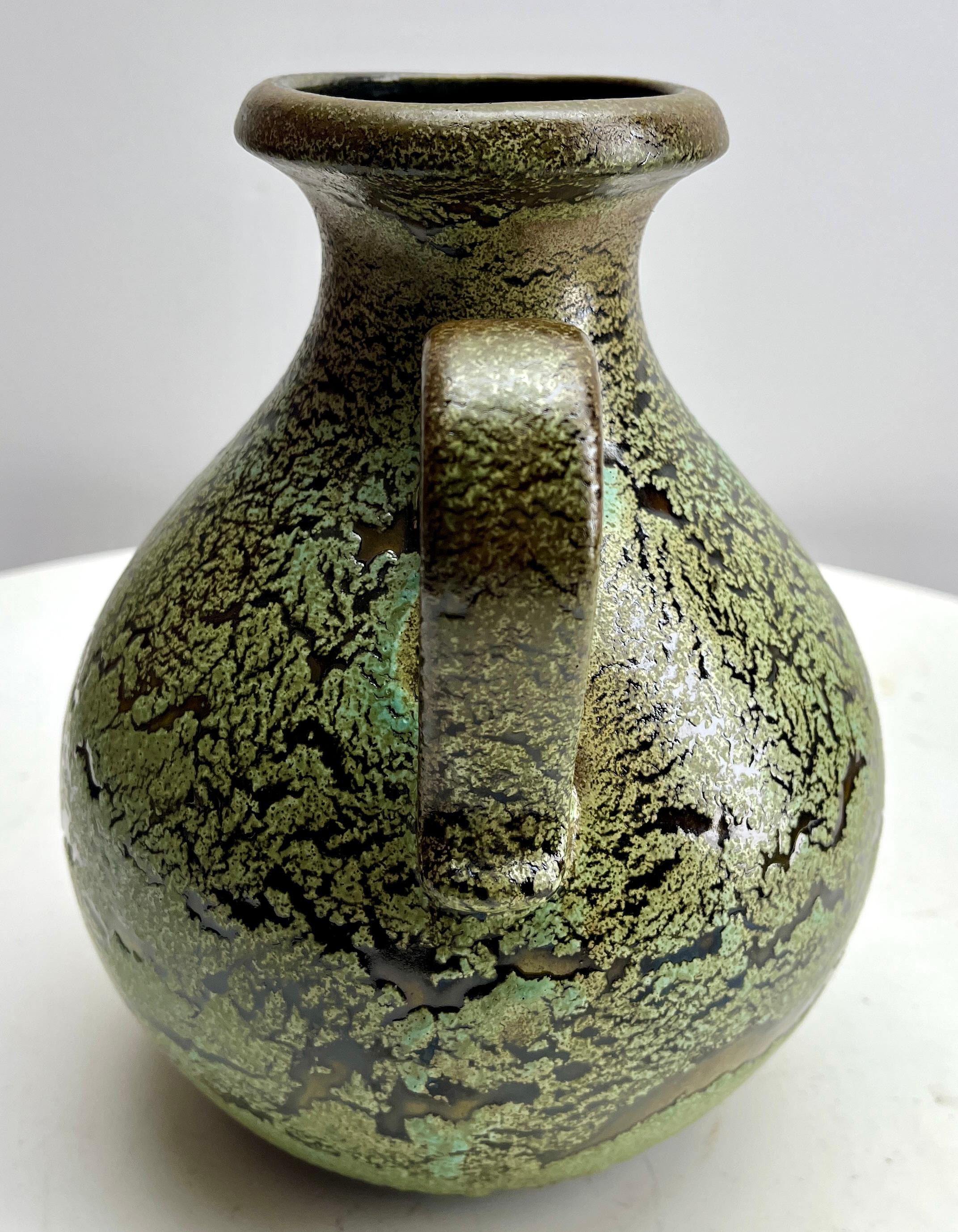 Mid-Century Modern Vase en lave grasse avec émail goutte à goutte vert-brun 'Scheurich 20 W-Germany' 1960s en vente