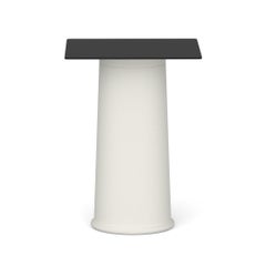 Outdoor Use faT Table 5211 in Polyethylene by LOOPE