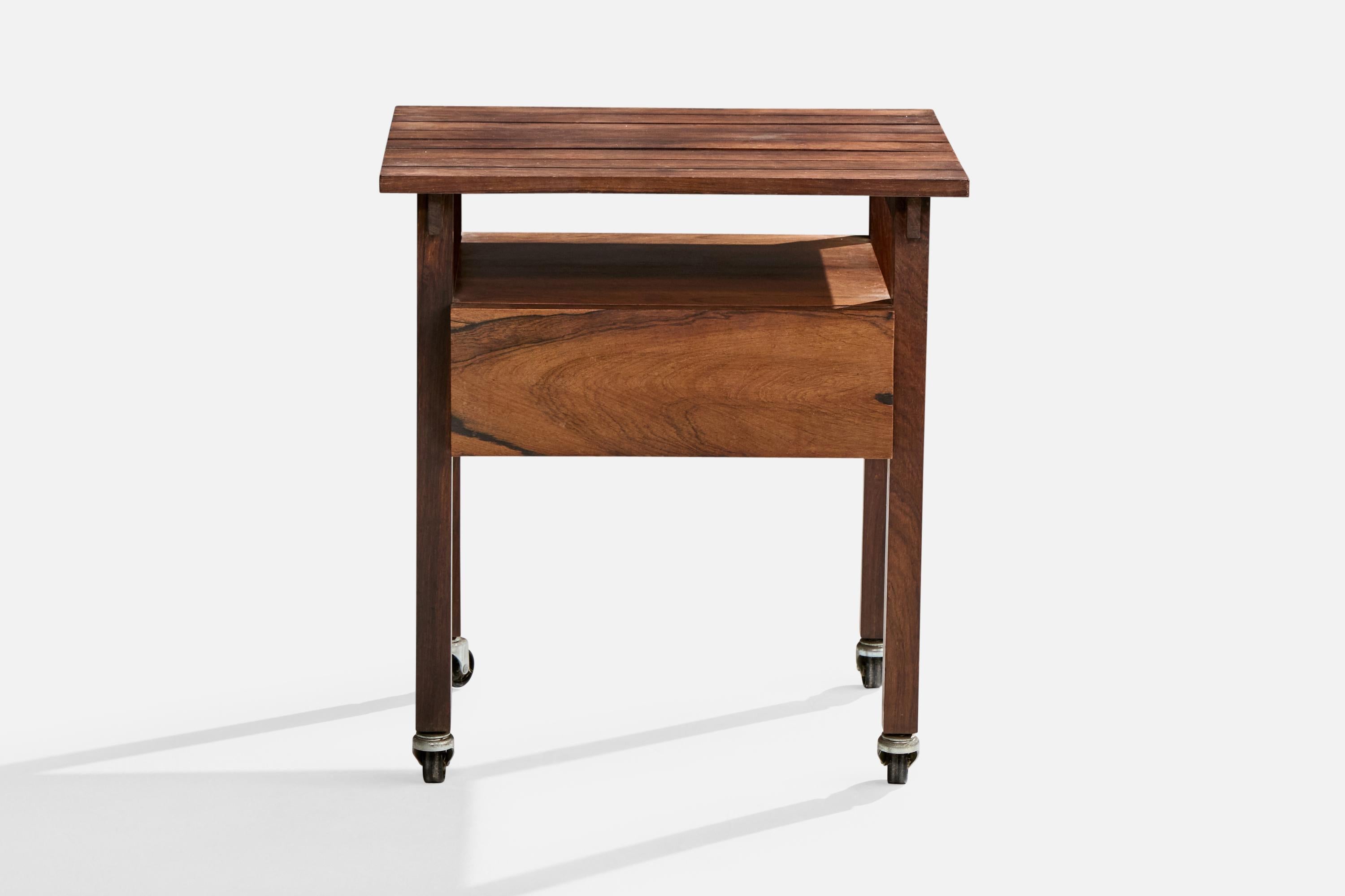 Milieu du XXe siècle Fatima Arquitetura e Interiores, tables d'appoint, bois, Brésil, 1960 en vente