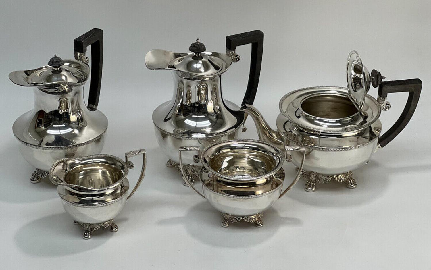 Fattorini & Sons Ltd Sheffield England Sterling Silver Tea Set. 1921 For Sale 1