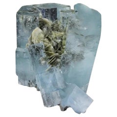 Fatty Aggregate Of Aquamarine Crystals With Muscovite From Pakistan