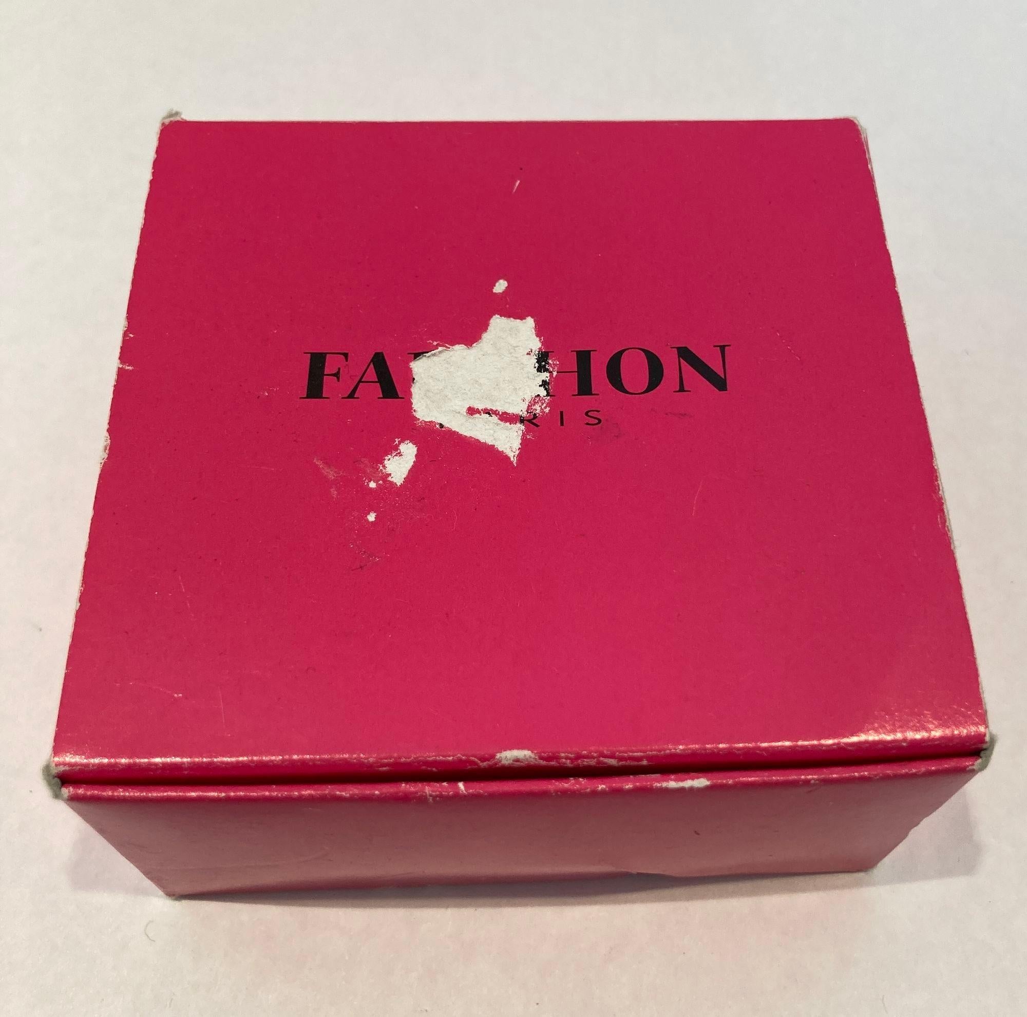 FAUCHON Paris Salz- und Pfefferstreuer aus Porzellan Schwarz und Weiß im Zustand „Gut“ im Angebot in North Hollywood, CA