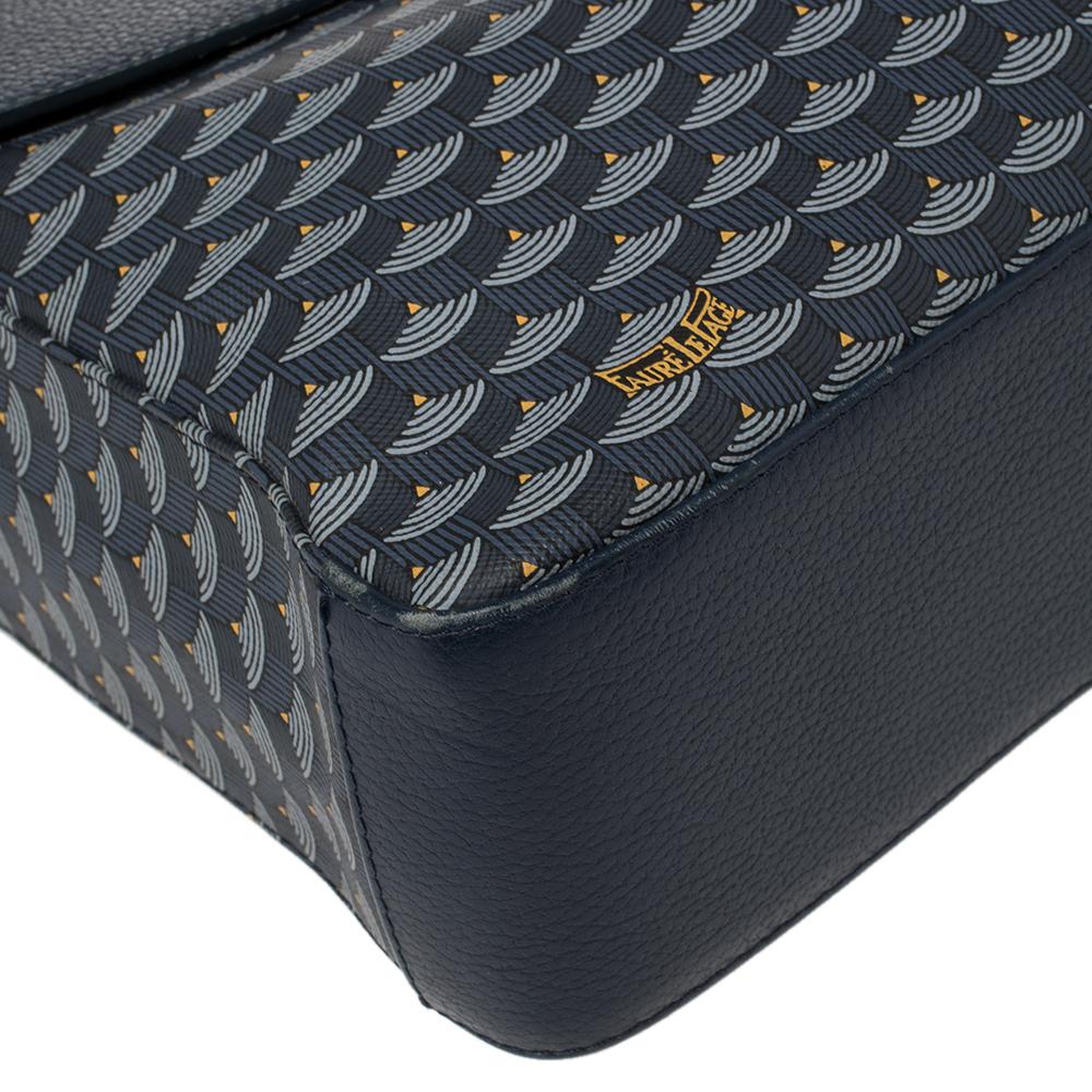 Faure Le Page Sac messager Express 36 en toile enduite bleue et cuir Bon état à Dubai, Al Qouz 2