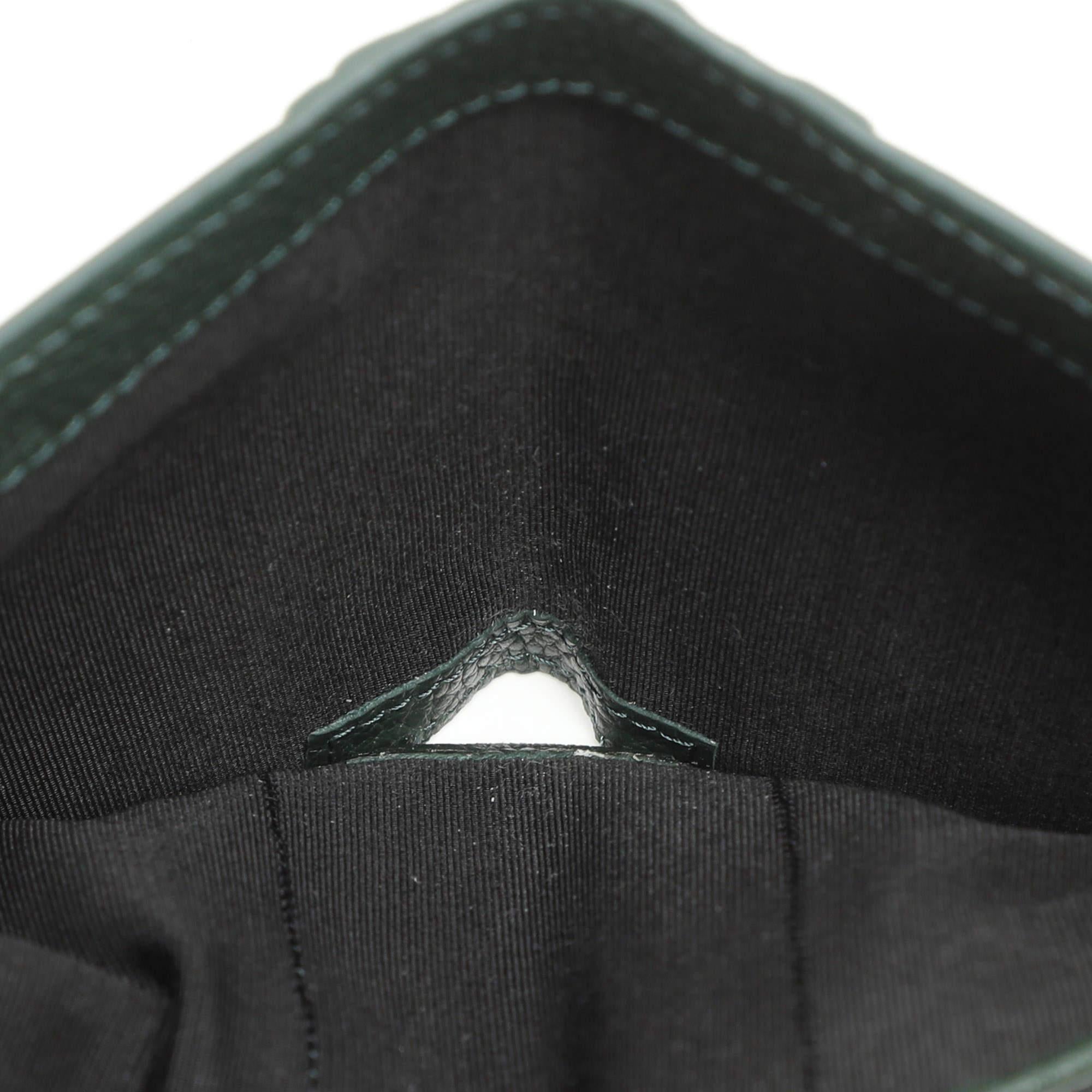 Faure Le Page Green Coated Canvas and Leather Bifold Card Case In Excellent Condition In Dubai, Al Qouz 2