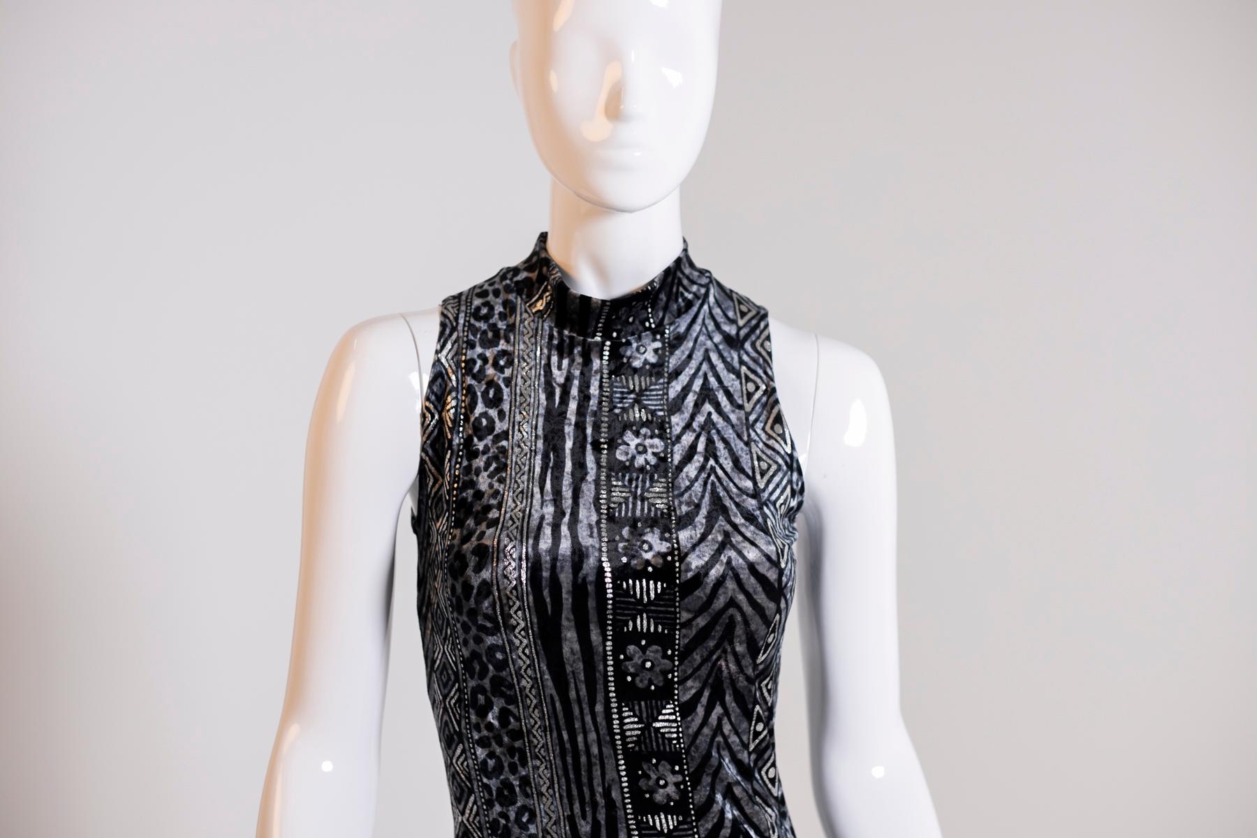 Faust Glittery Black Elegant Dress For Sale 2