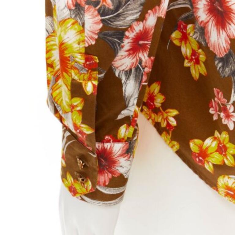 FAUSTO PUGLISI yellow khaki tropical floral  cotton gold button shirt EU48 M
Reference: CNLE/A00293
Brand: Fausto Puglisi
Material: Cotton
Color: Yellow, Khaki
Pattern: Floral
Closure: Button
Extra Details: Gold buttons. Inverted pleat back.
Made