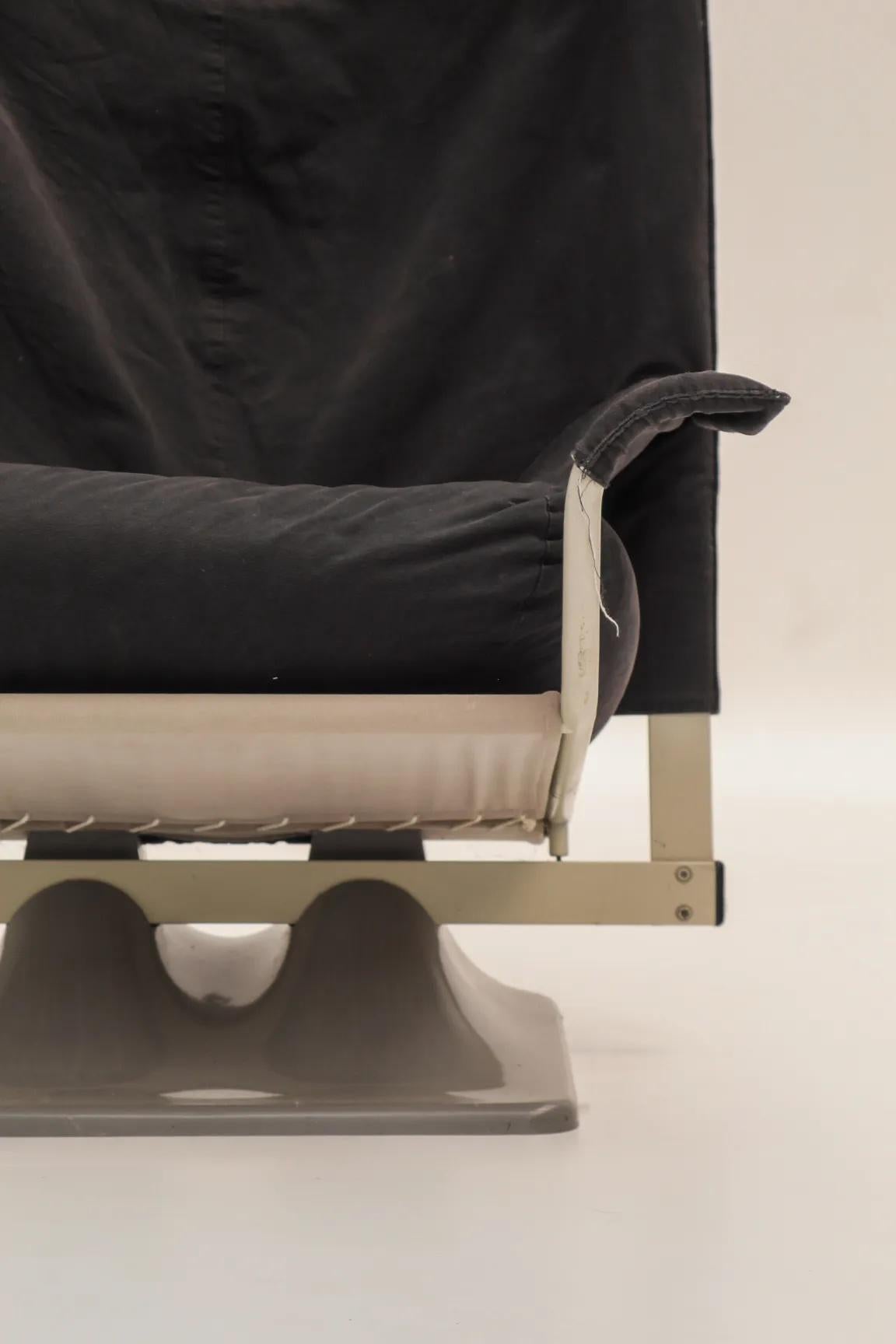 Fauteuil AEO par Archizoom Associati pour Cassina en Bastante bueno estado para la venta en Rouen, FR