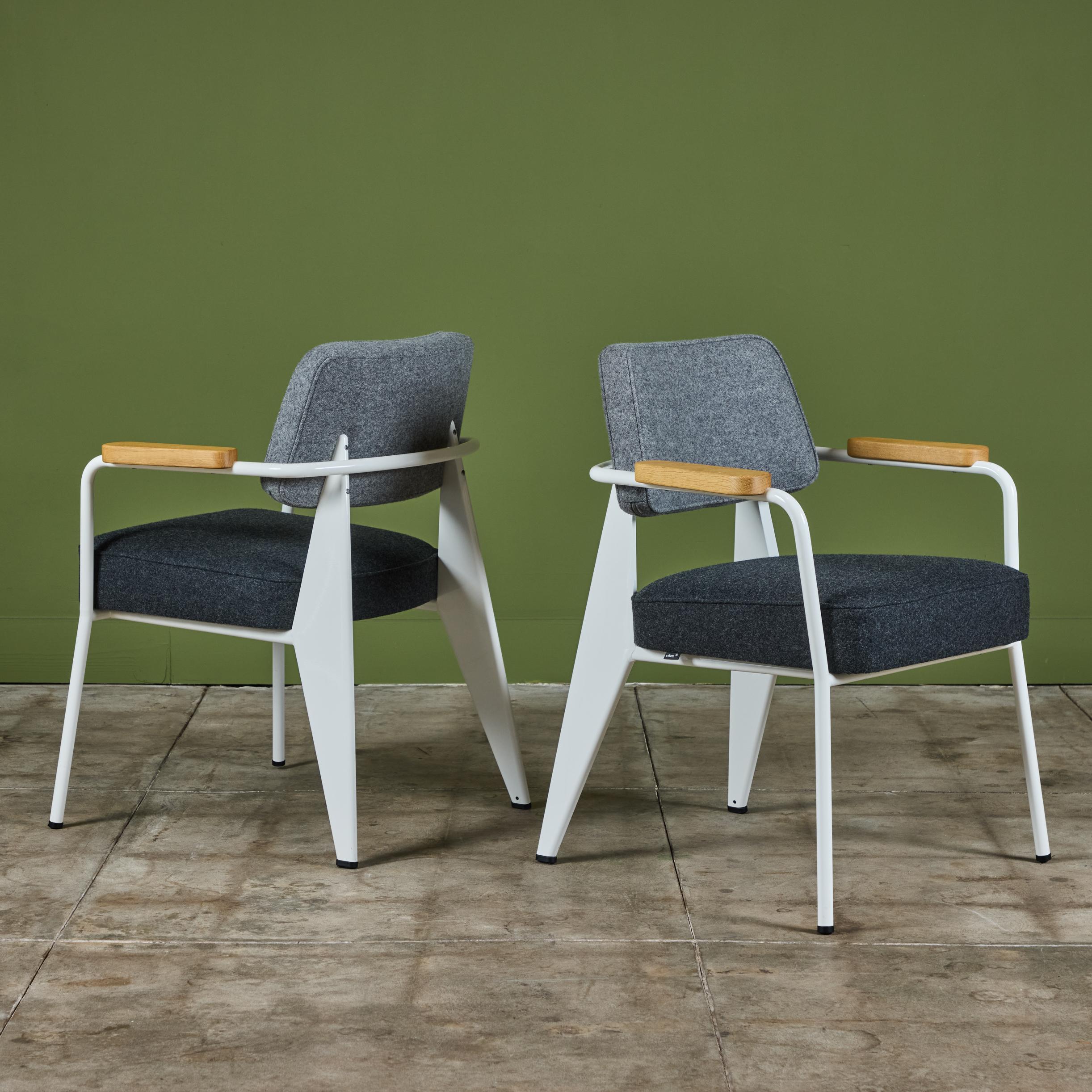 Fauteuil Chair by Jean Prouvé for Vitra For Sale 4