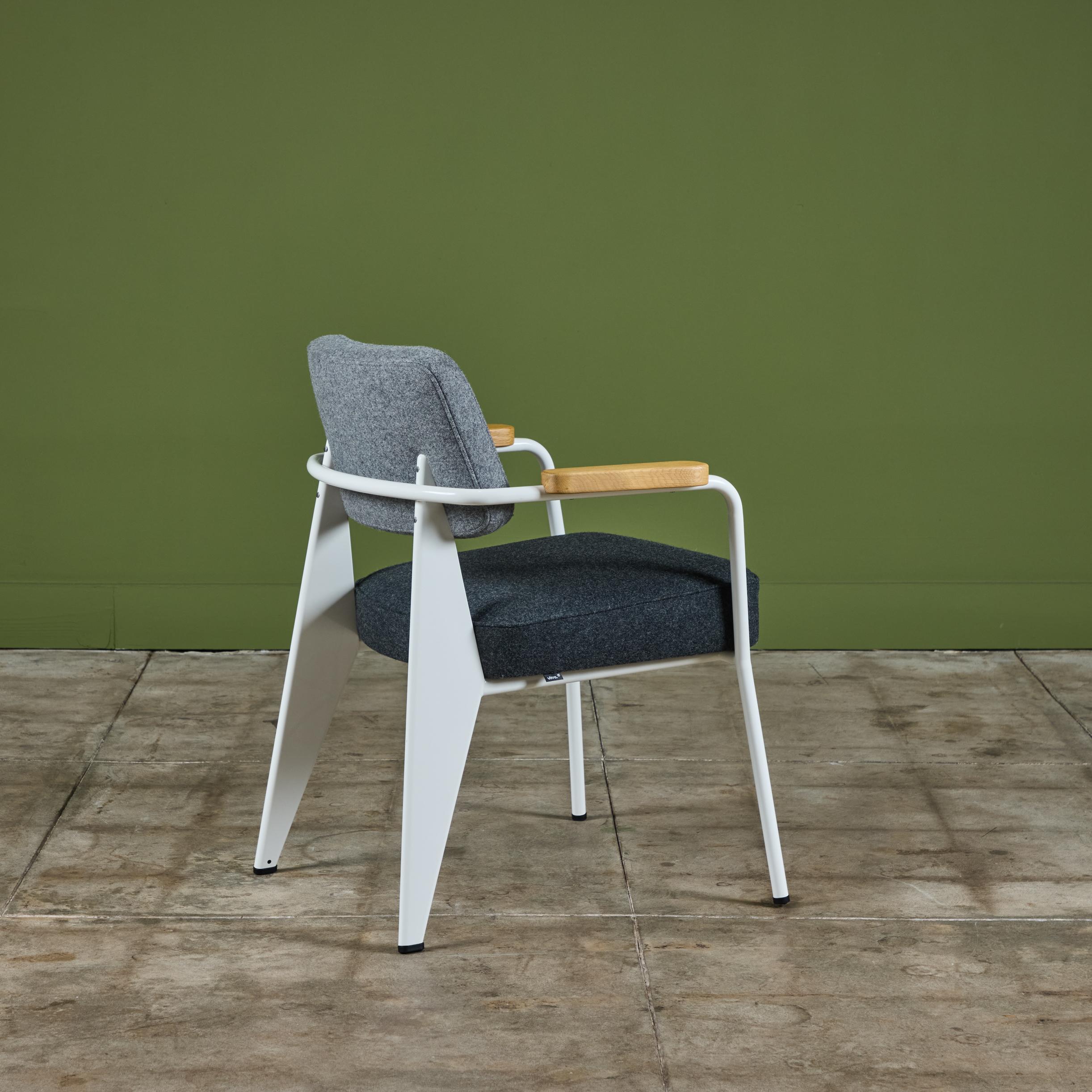 Fauteuil Chair by Jean Prouvé for Vitra In Excellent Condition For Sale In Los Angeles, CA