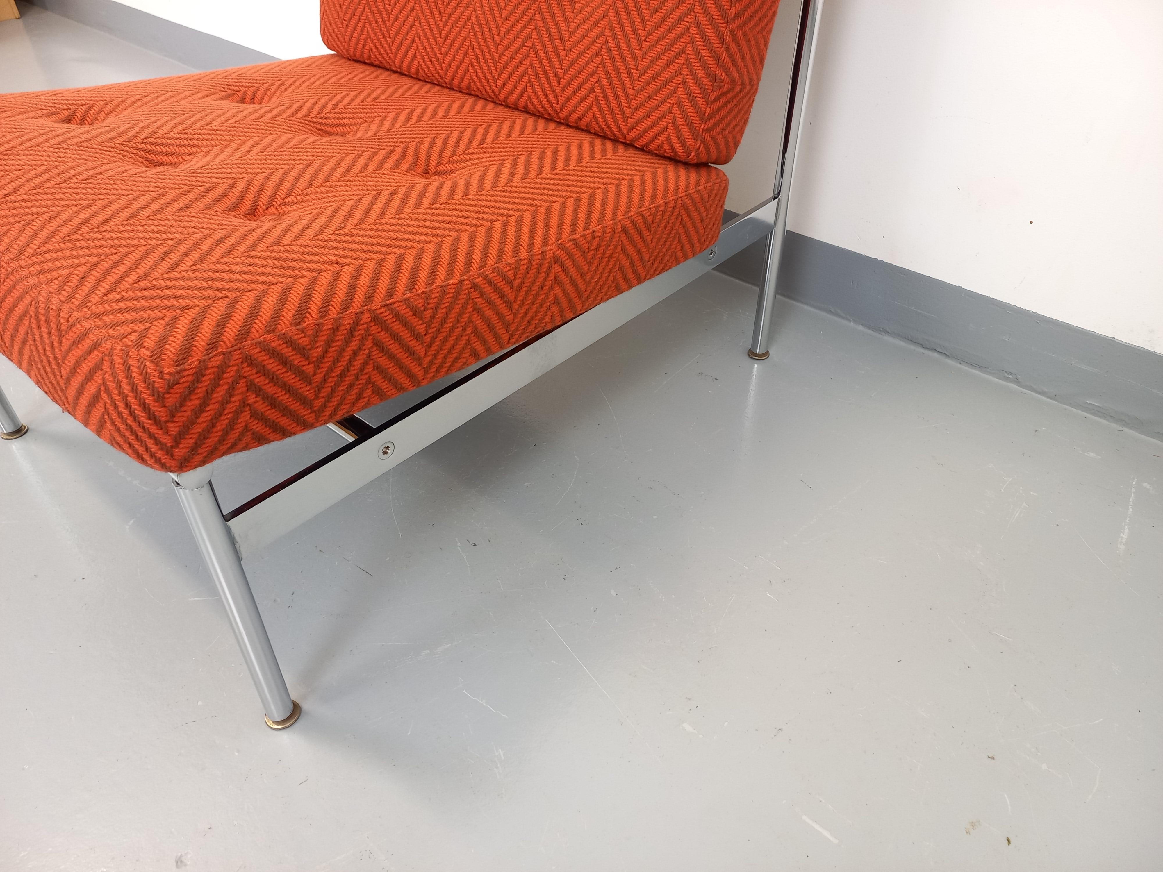 Chauffeurstuhl moderniste vintage en tissu et métal chromé des années 60 70 (20. Jahrhundert) im Angebot