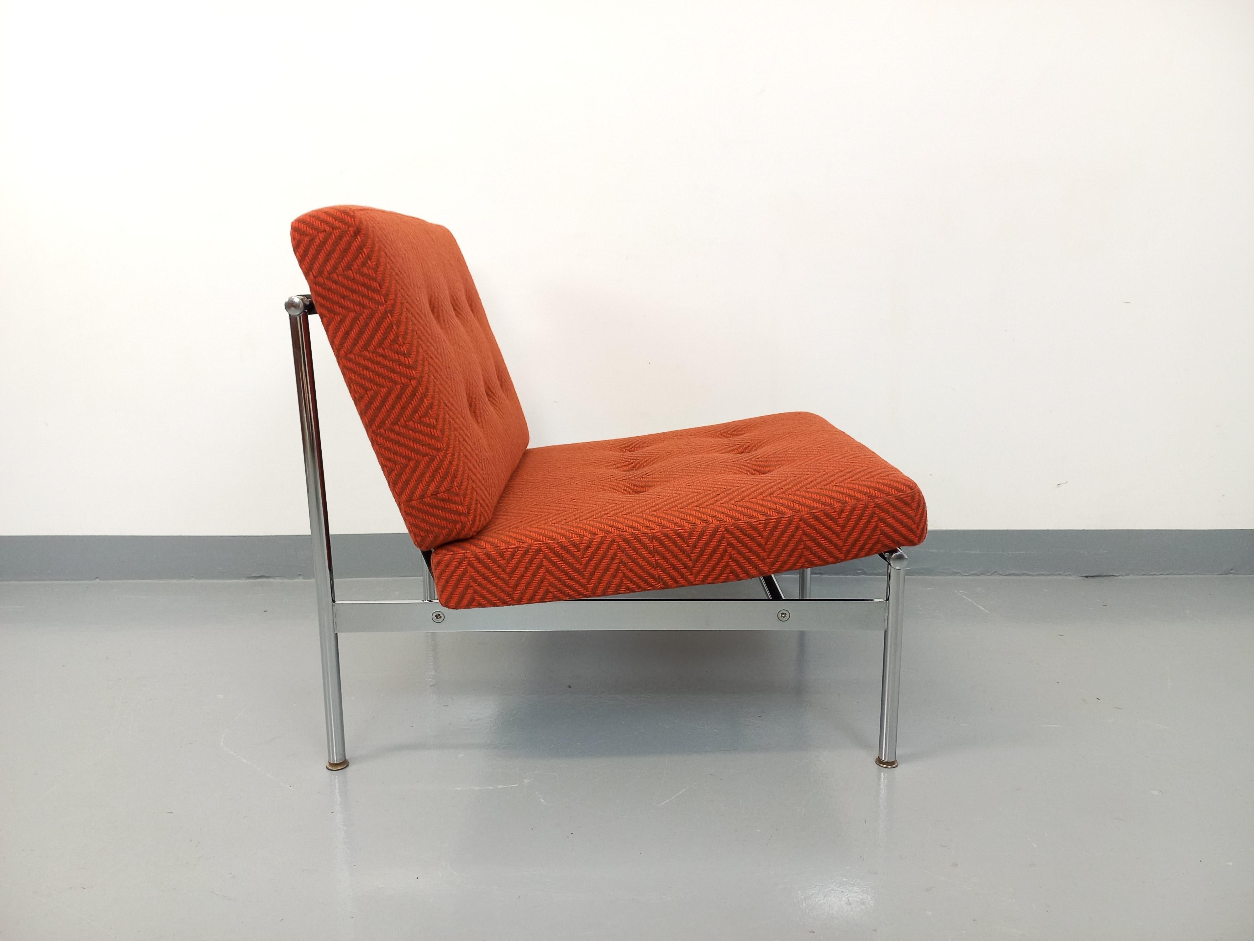 Chauffeurstuhl moderniste vintage en tissu et métal chromé des années 60 70 im Angebot 1