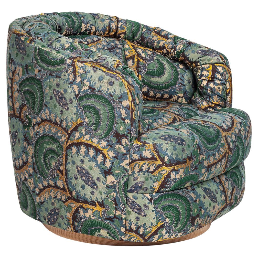 Pivoting upholstered armchair with patterned silk velvet.
Made in France.
 
