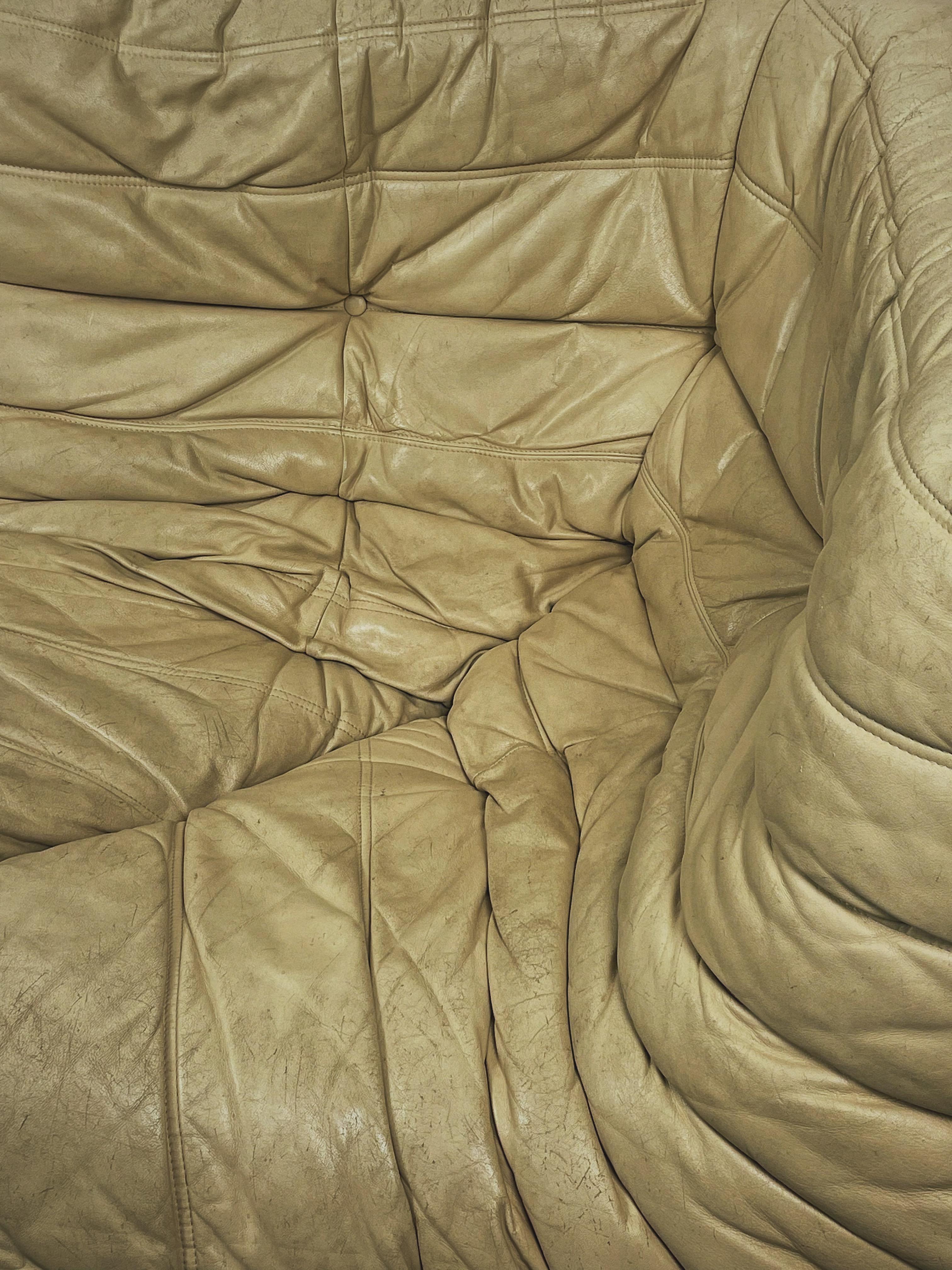 Fauteuil d'angle Togo par Michel Ducaroy pour Ligne Roset 2
