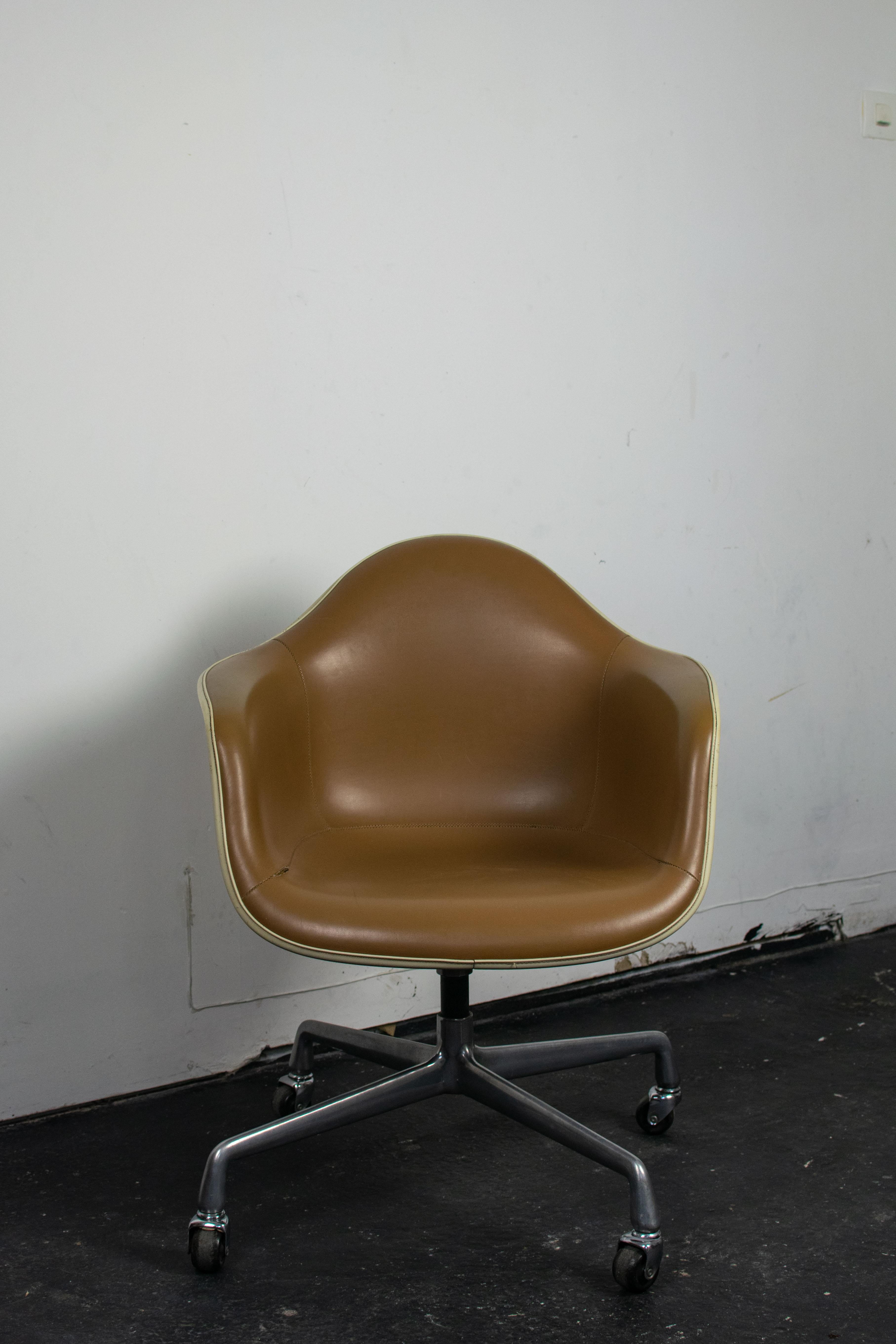 Mid-20th Century Fauteuil Dat-2 Par Charles & Ray Eames Pour Herman Miller