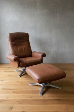 Fauteuil et ottoman De Sede DS-31