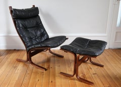 Fauteuil et ottoman scandinave vintage cuir Relling "Siesta" 1970