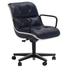 Fauteuil Executive bleu marine par Charles Pollock pour Knoll, États-Unis