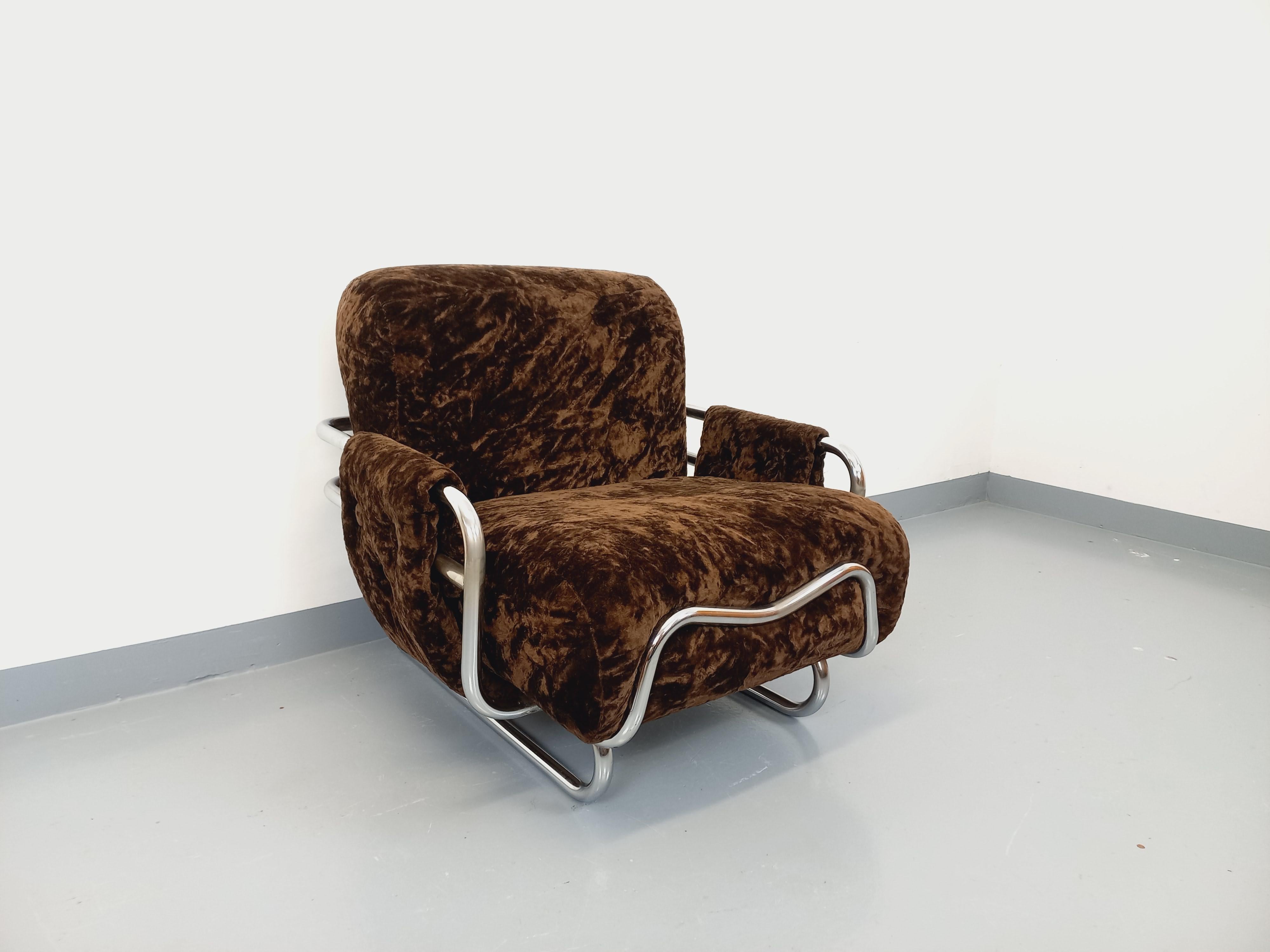 Fauteuil italien Space Age vintage style Ernesto Radaelli en métal chromé velour en venta 7