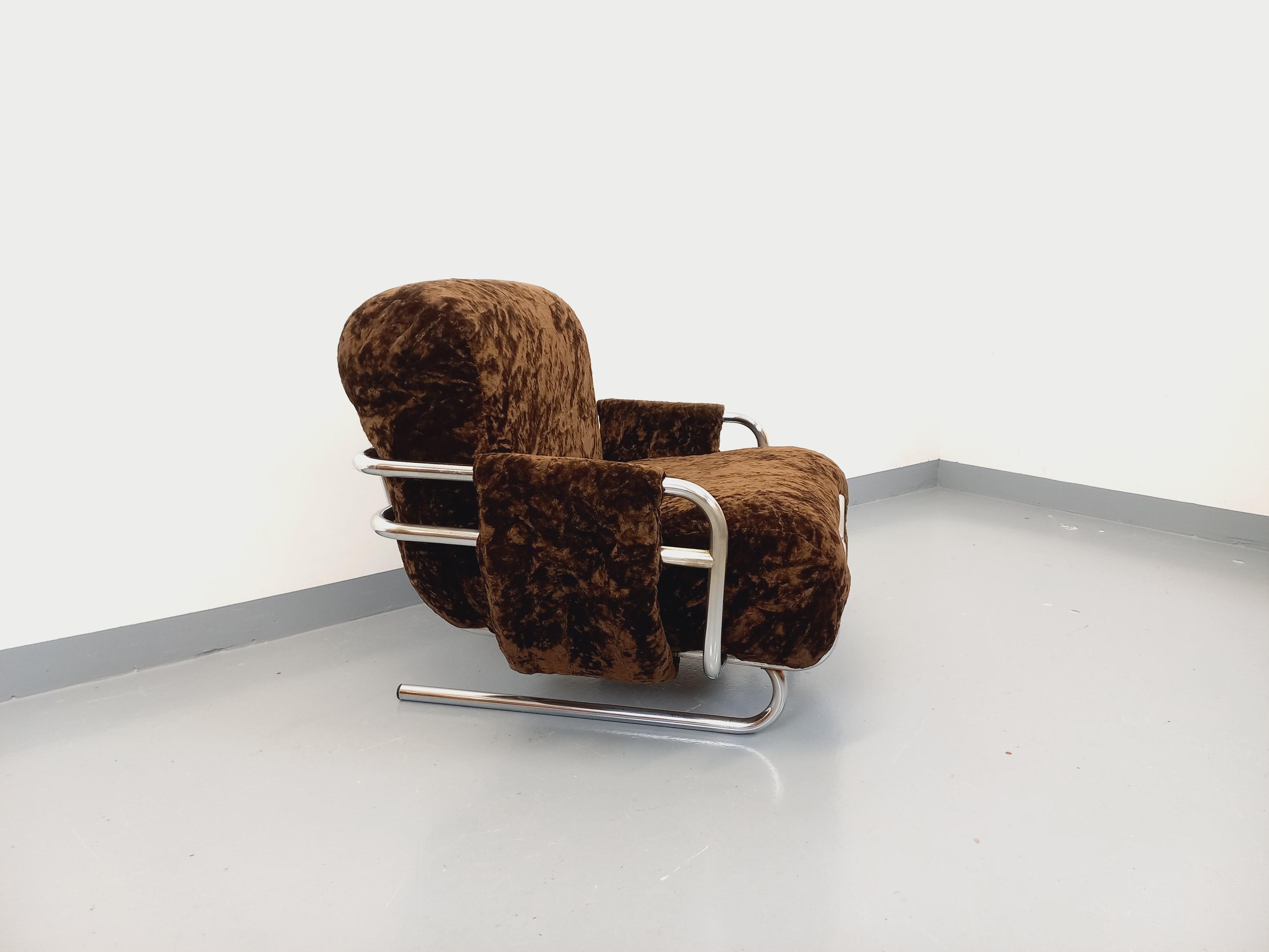 Fauteuil italien Space Age vintage style Ernesto Radaelli en métal chromé velour en venta 13