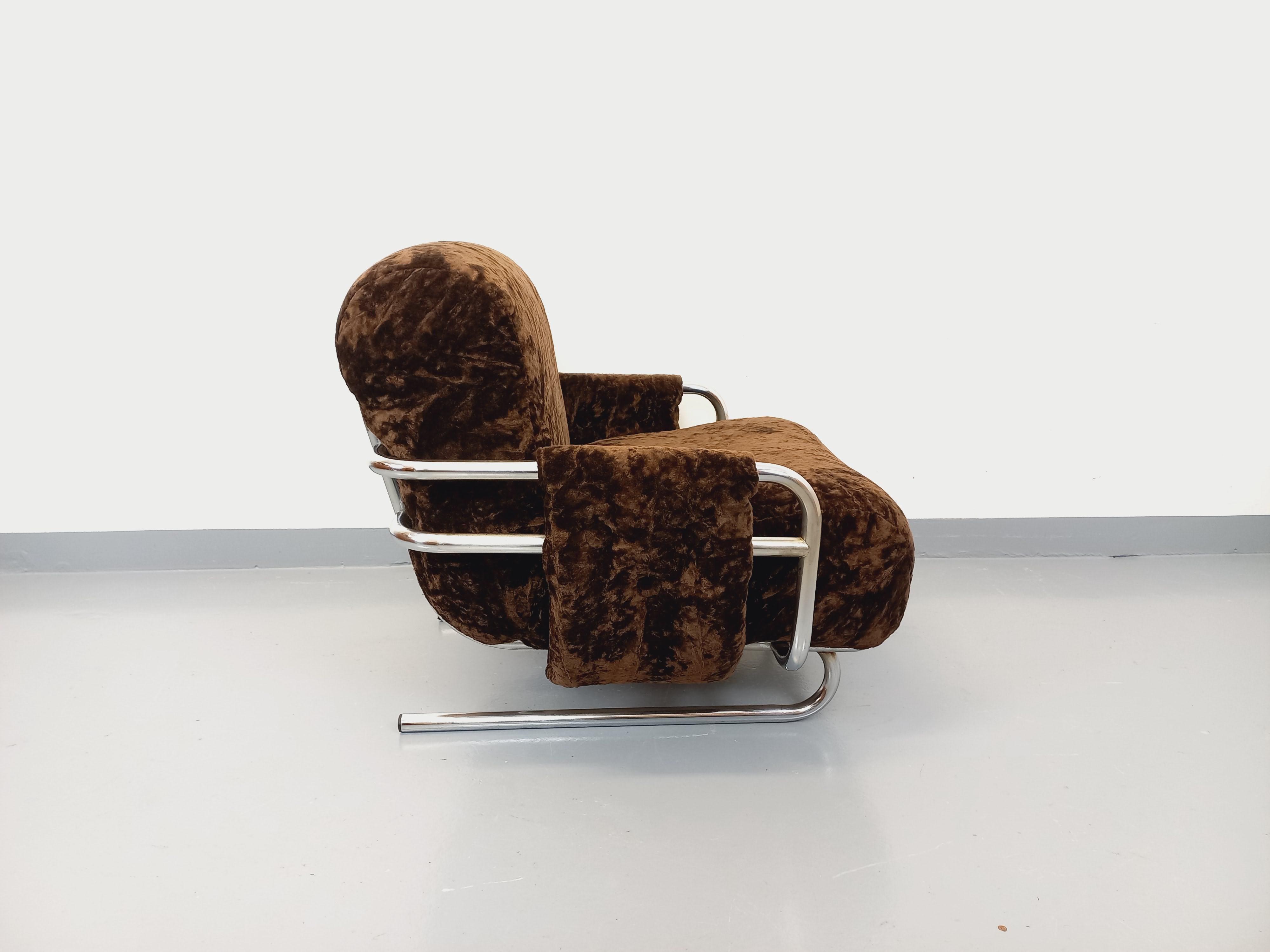 Fauteuil italien Space Age vintage style Ernesto Radaelli en métal chromé velour Metal en venta