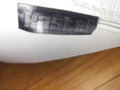 Fauteuil Kastel modèle Kayak AL4 cuir Blanc et Noir Italy Design