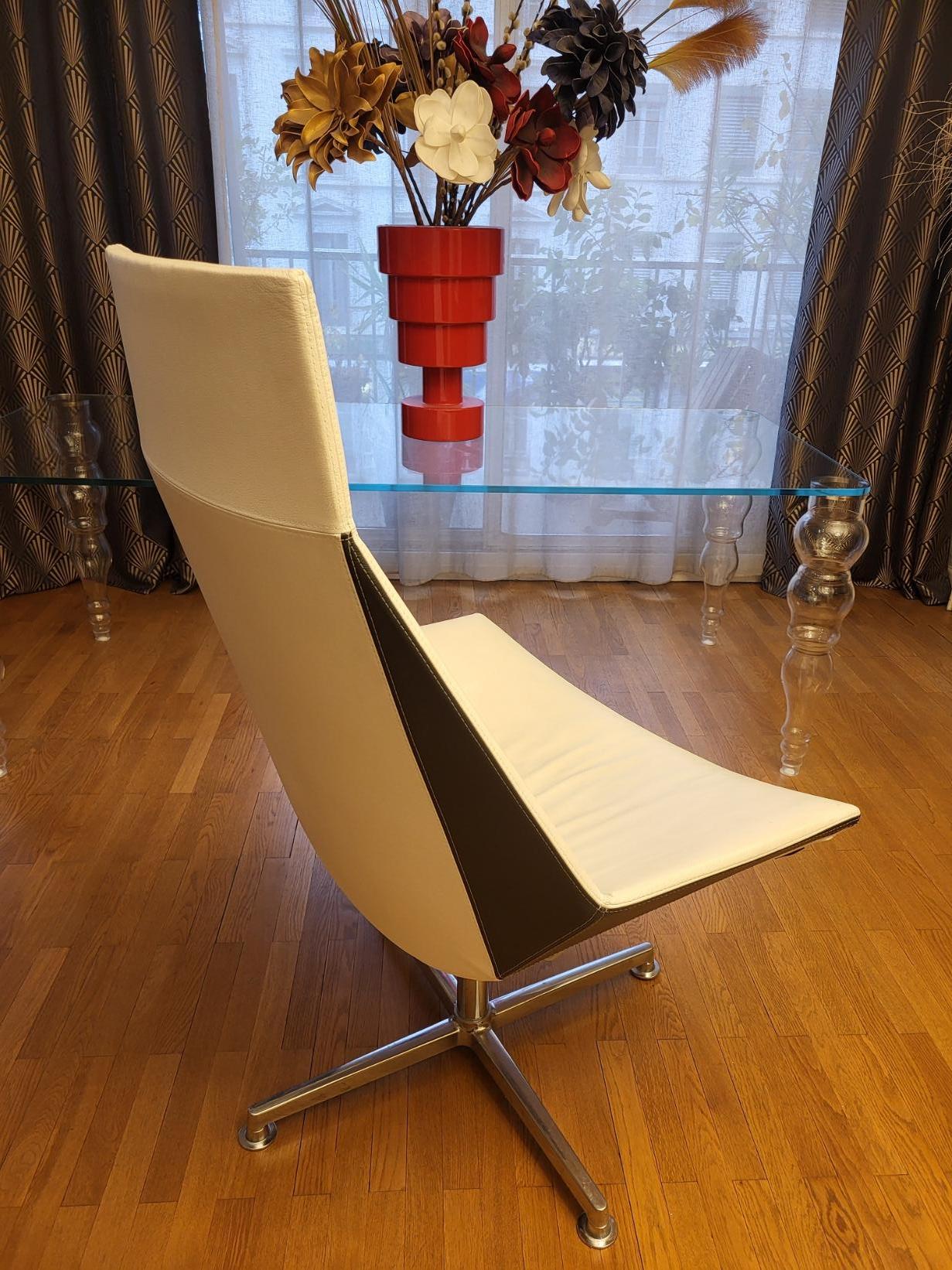 XXI secolo e contemporaneo Fauteuil Kastel modèle Kayak AL4 cuir Blanc et Noir Italy Design in vendita