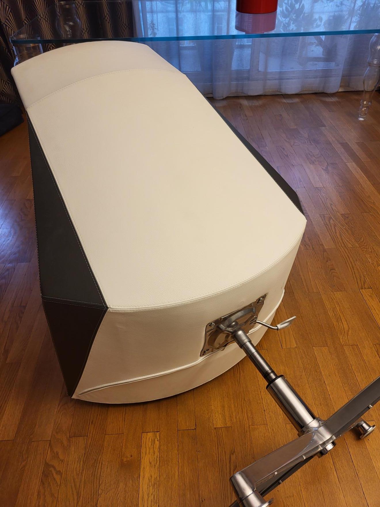 Fauteuil Kastel modèle Kayak AL4 cuir Blanc et Noir Italy Design in vendita 1