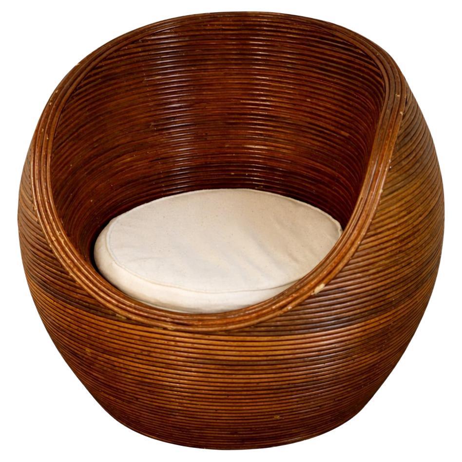 Organic POD Ball Armchair For Sale