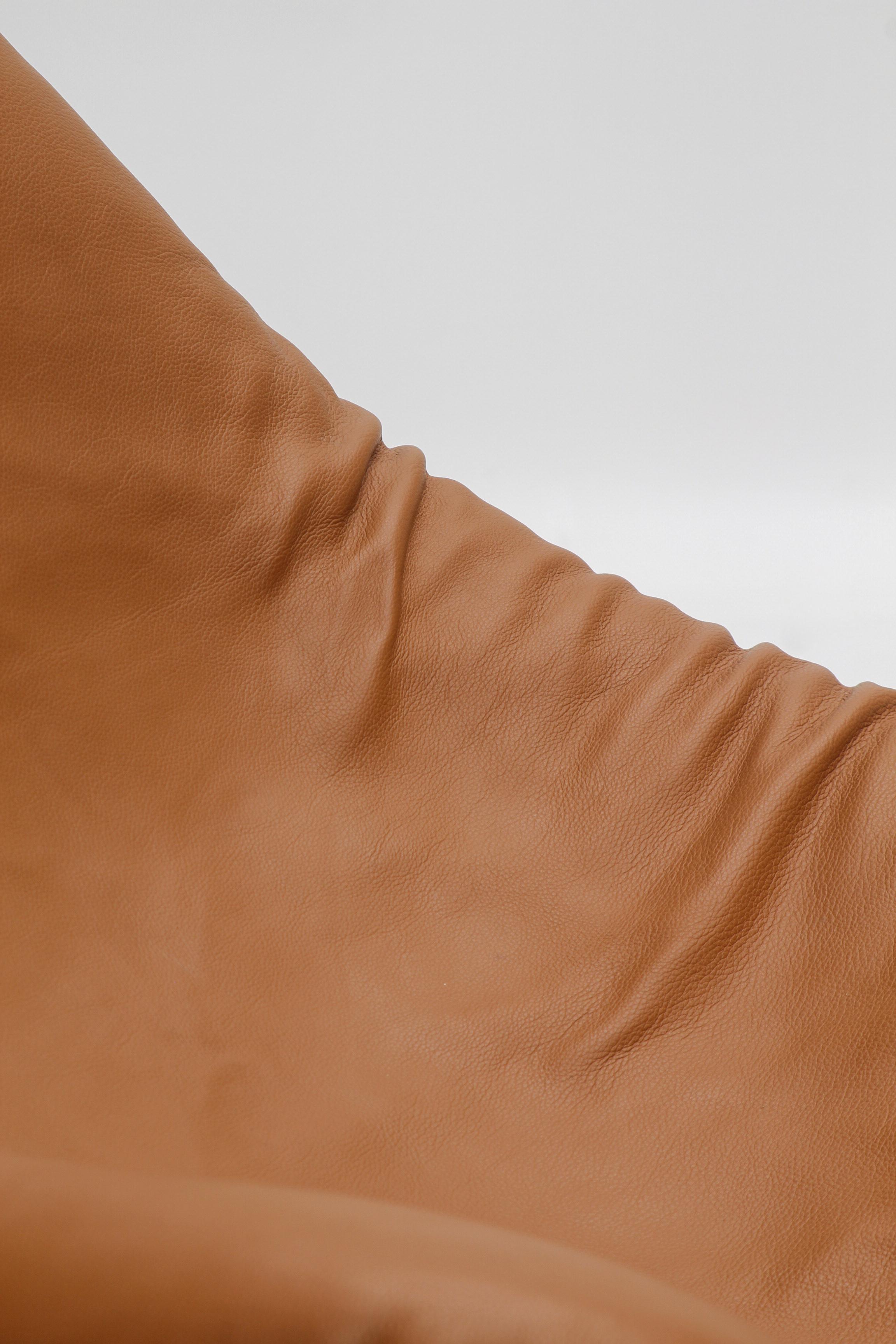 Fauteuil Rodica en cuir caramel par Mario Brunu pour Comfort, Italie For Sale 2