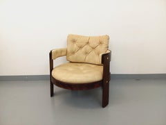 Fauteuil rond vintage en bois Boi et skaï des années 70