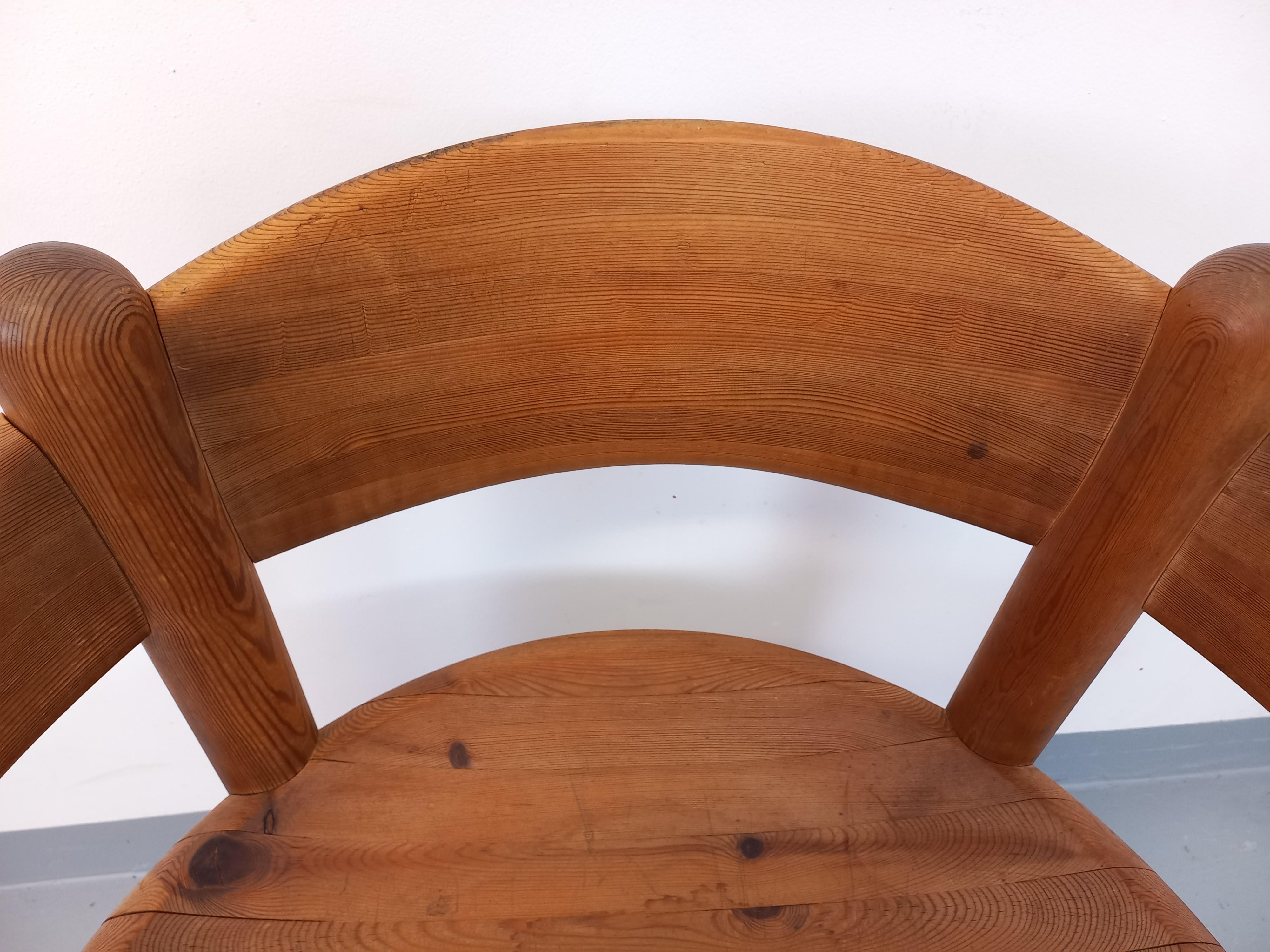 Pin Fauteuil scandinave vintage Rainer Daumiller en pin des années 70 en vente