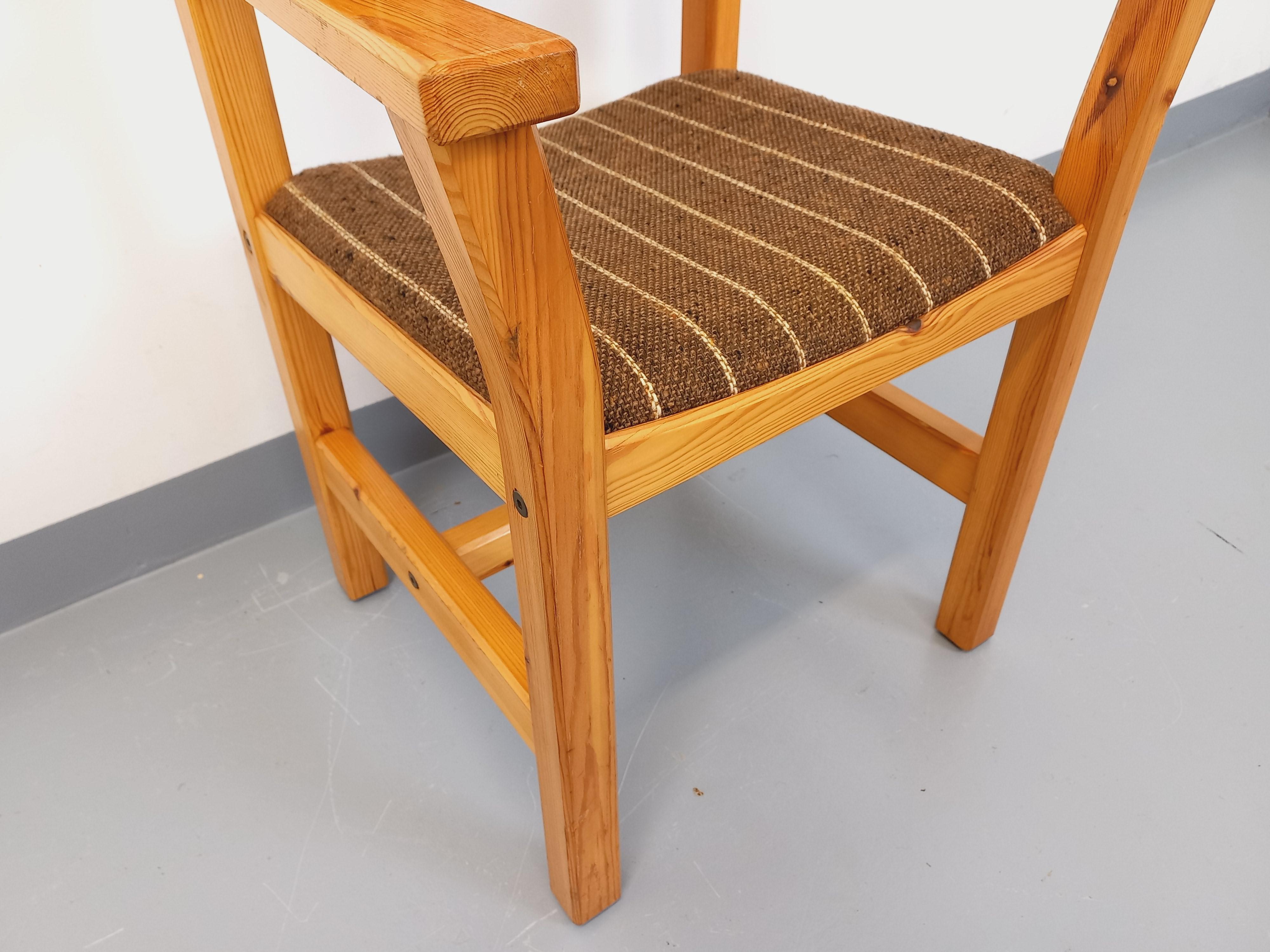Fauteuil vintage en pin et tissu années 80 For Sale 3