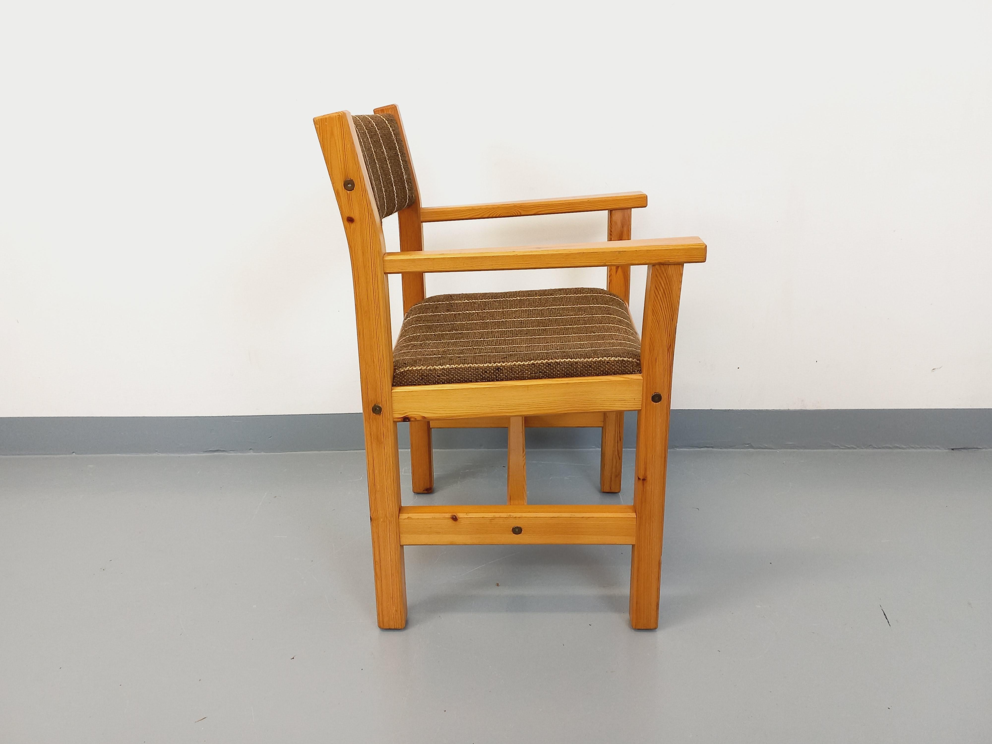French Fauteuil vintage en pin et tissu années 80 For Sale