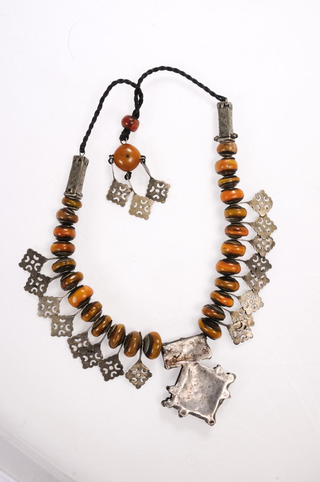 Faux Amber Bead & Silver Necklace For Sale 4