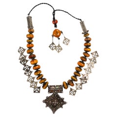 Used Faux Amber Bead & Silver Necklace