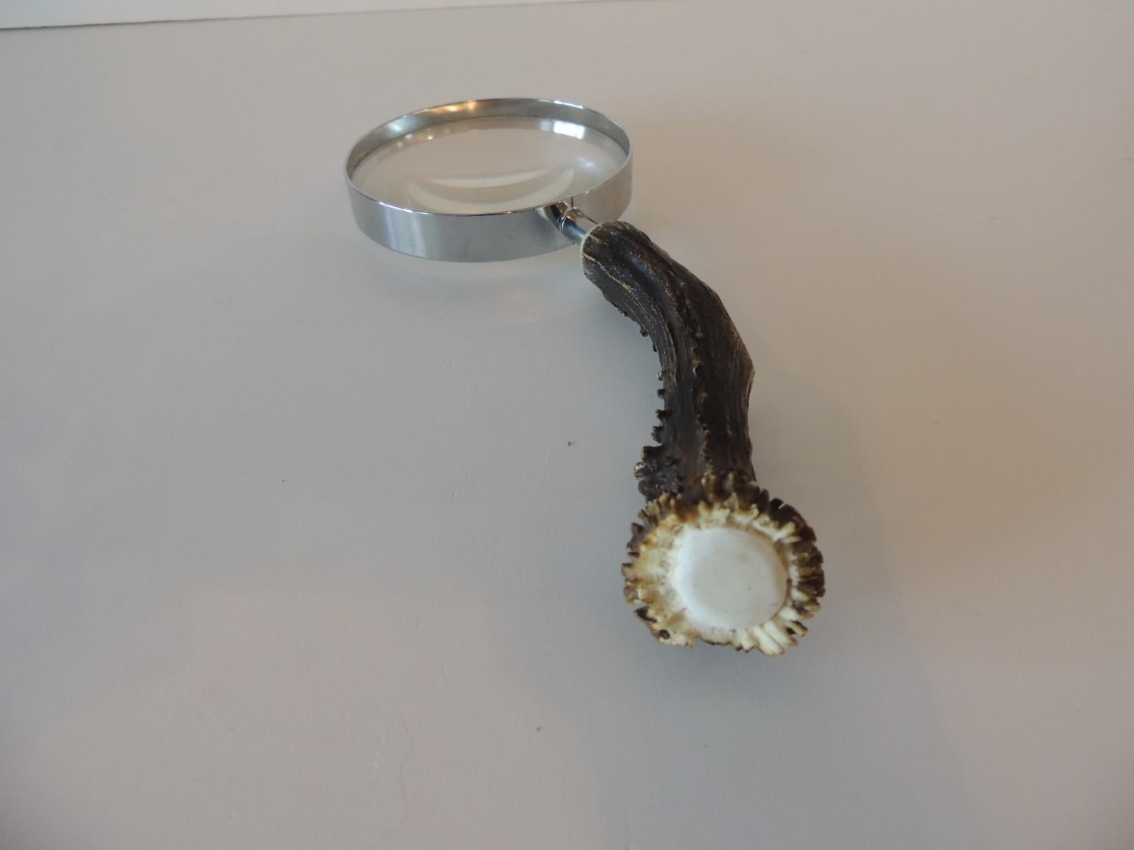 Faux Antler Modern Magnifying Glass In Good Condition In Oakland Park, FL