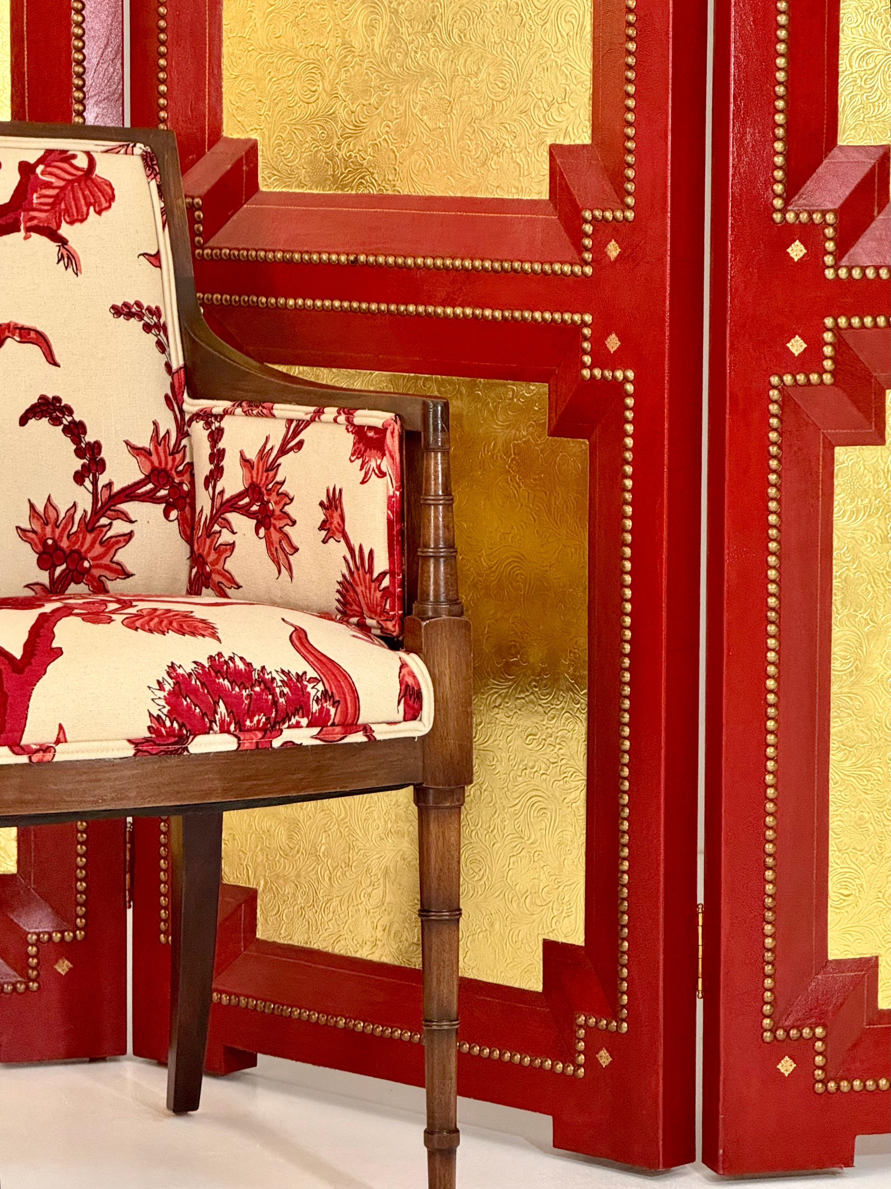 Fauteuil en faux bambou par William Haines, succession de Kirk Douglas 1960s en vente 9