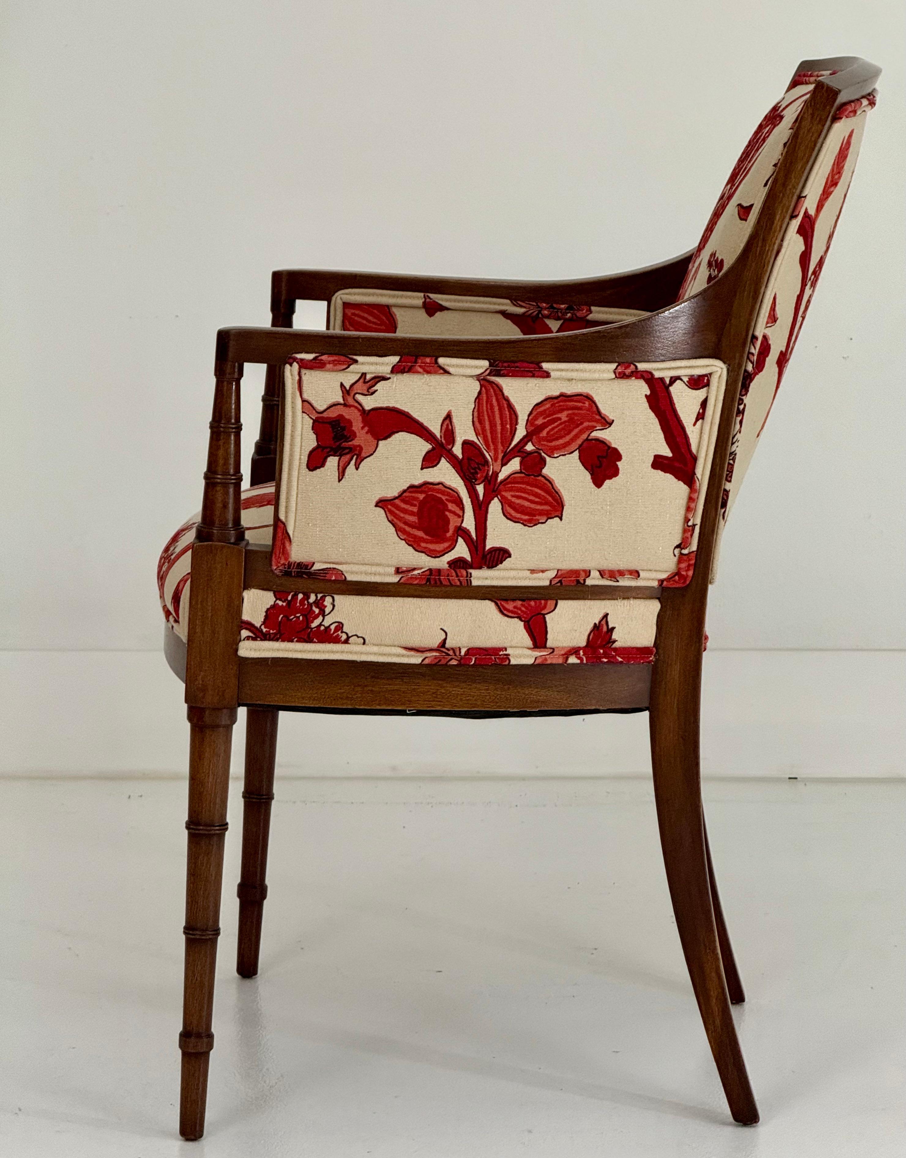 Milieu du XXe siècle Fauteuil en faux bambou par William Haines, succession de Kirk Douglas 1960s en vente