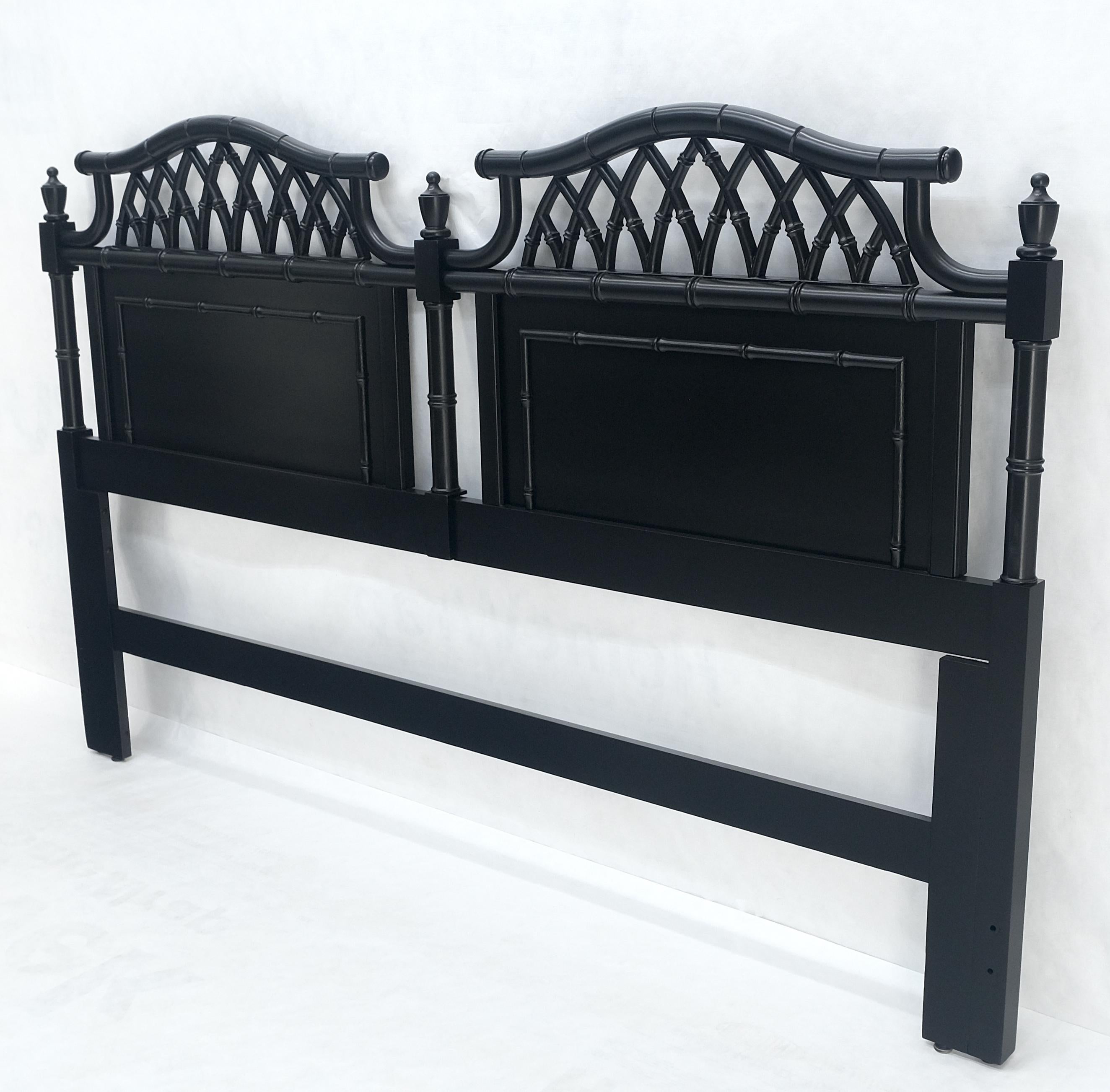 Mid-Century Modern Faux Bamboo Black Lacquer King Size Headboard Bed MINT! For Sale