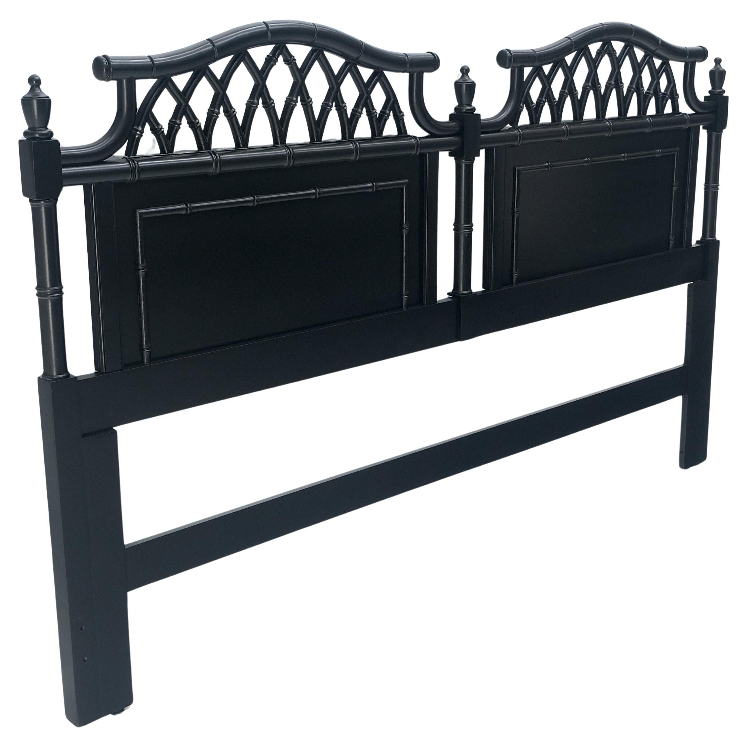 Faux Bamboo Black Lacquer King Size Headboard Bed MINT! For Sale