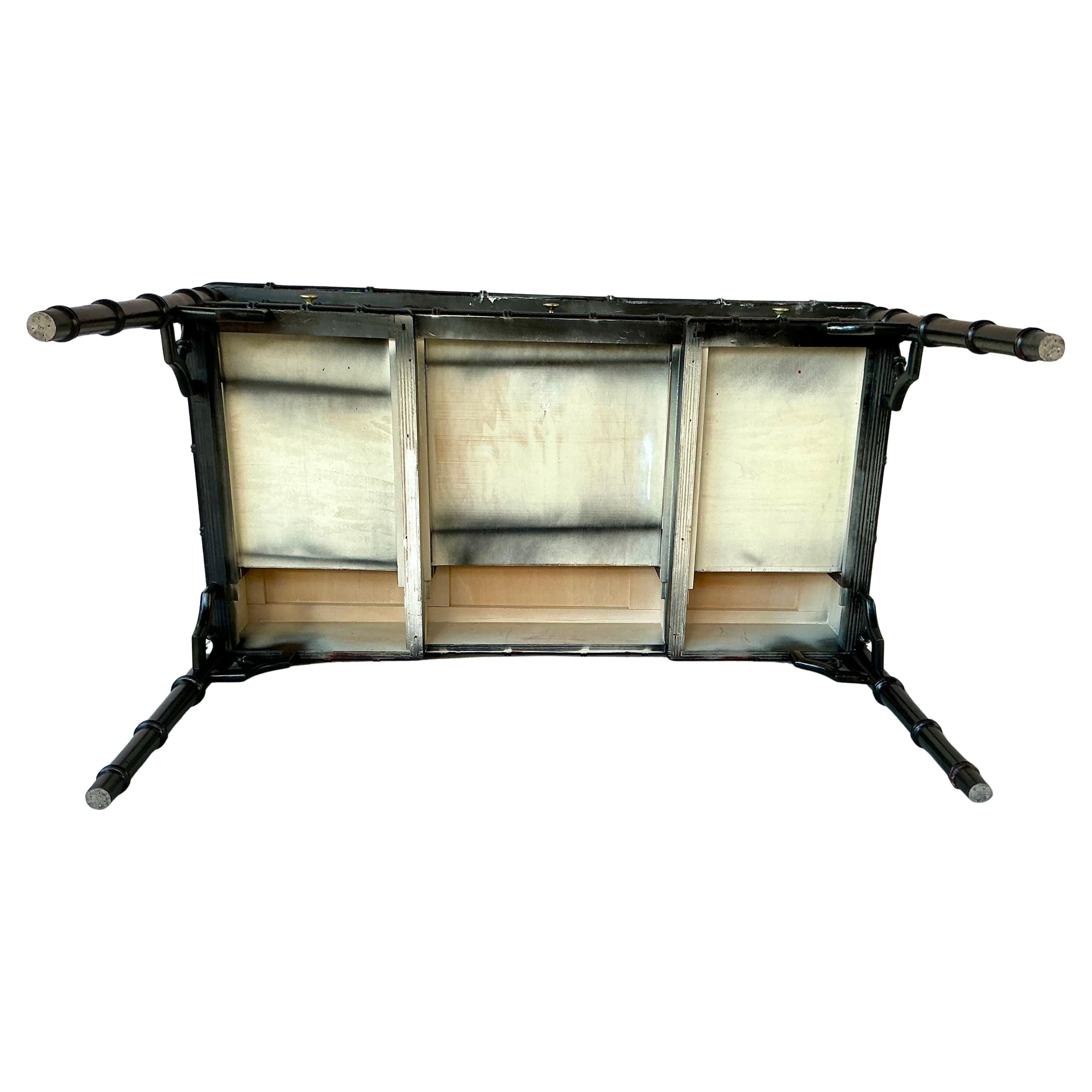 Scrivania in finto bambù laccato nero, stile James Mont in vendita 4